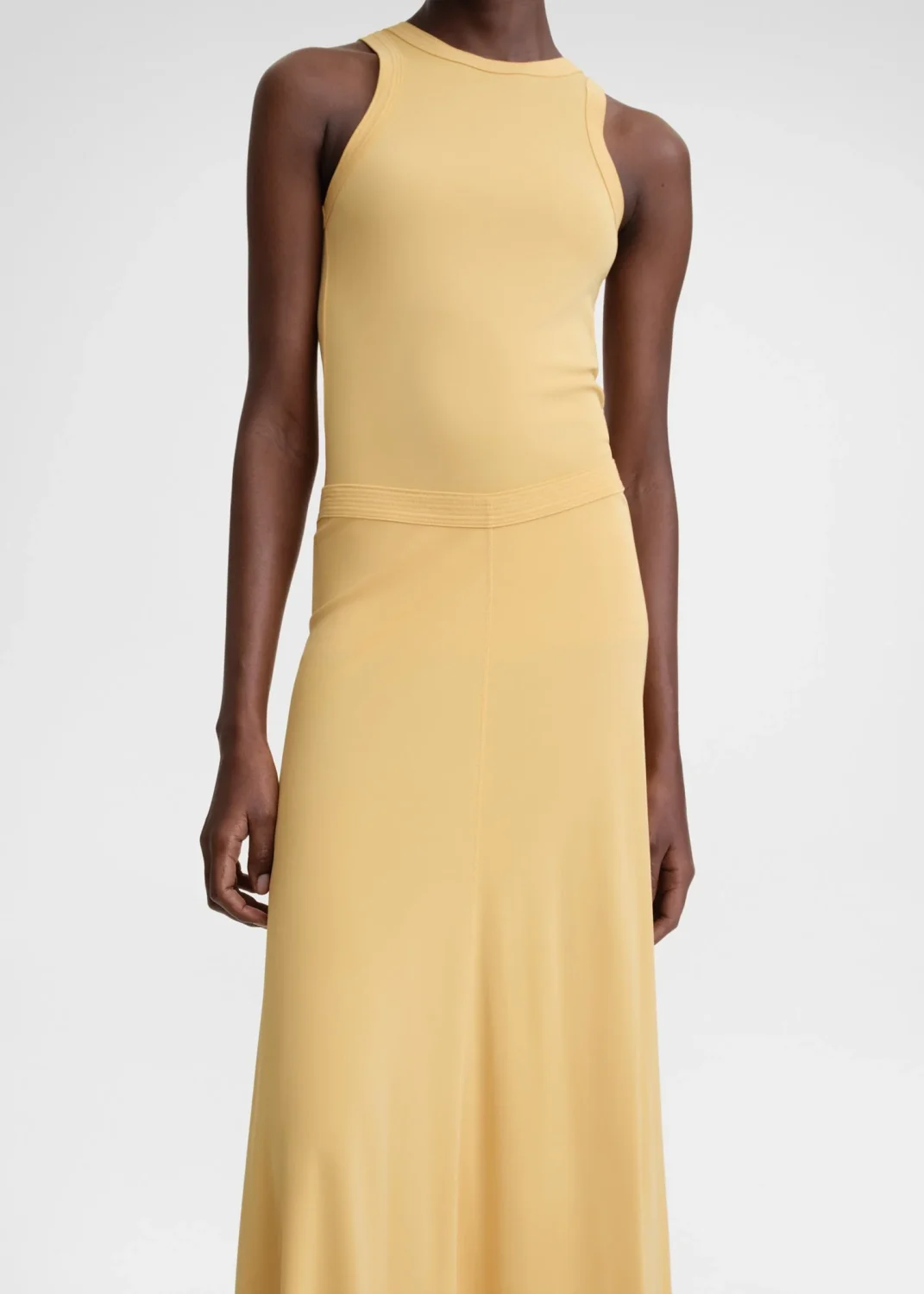 цвет сливочного масла тренд