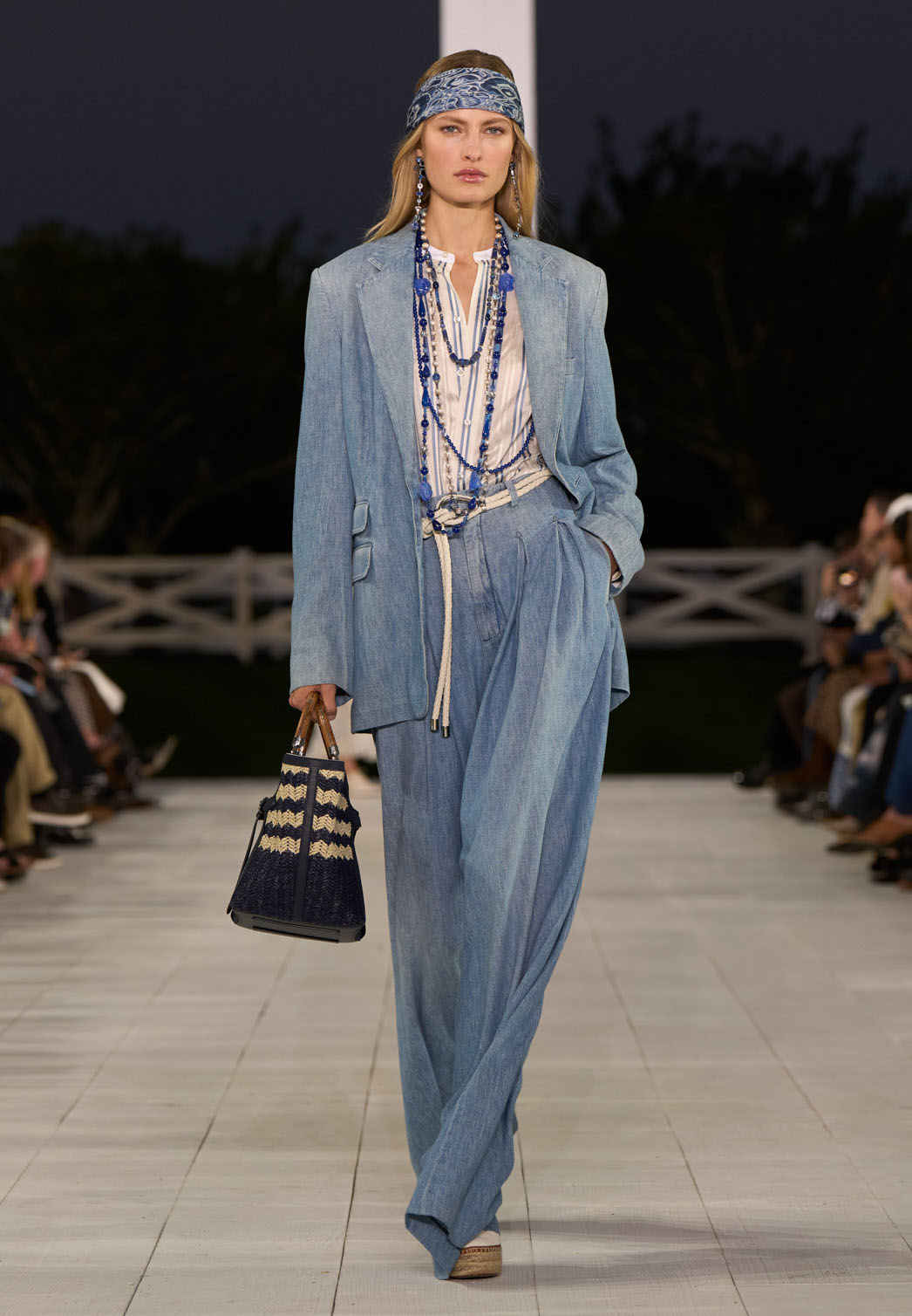 показ Ralph Lauren SS 2025 