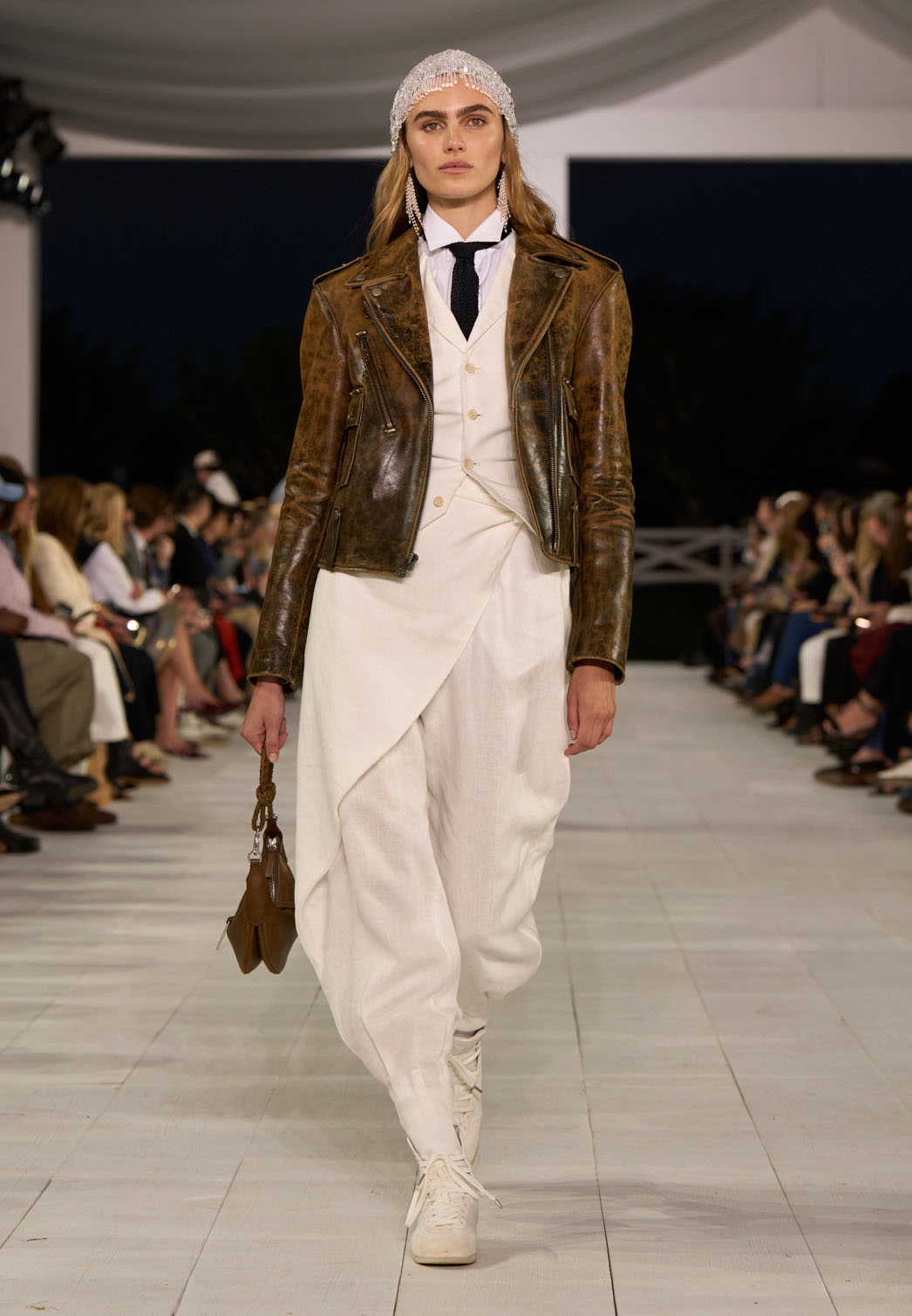 показ Ralph Lauren SS 2025 