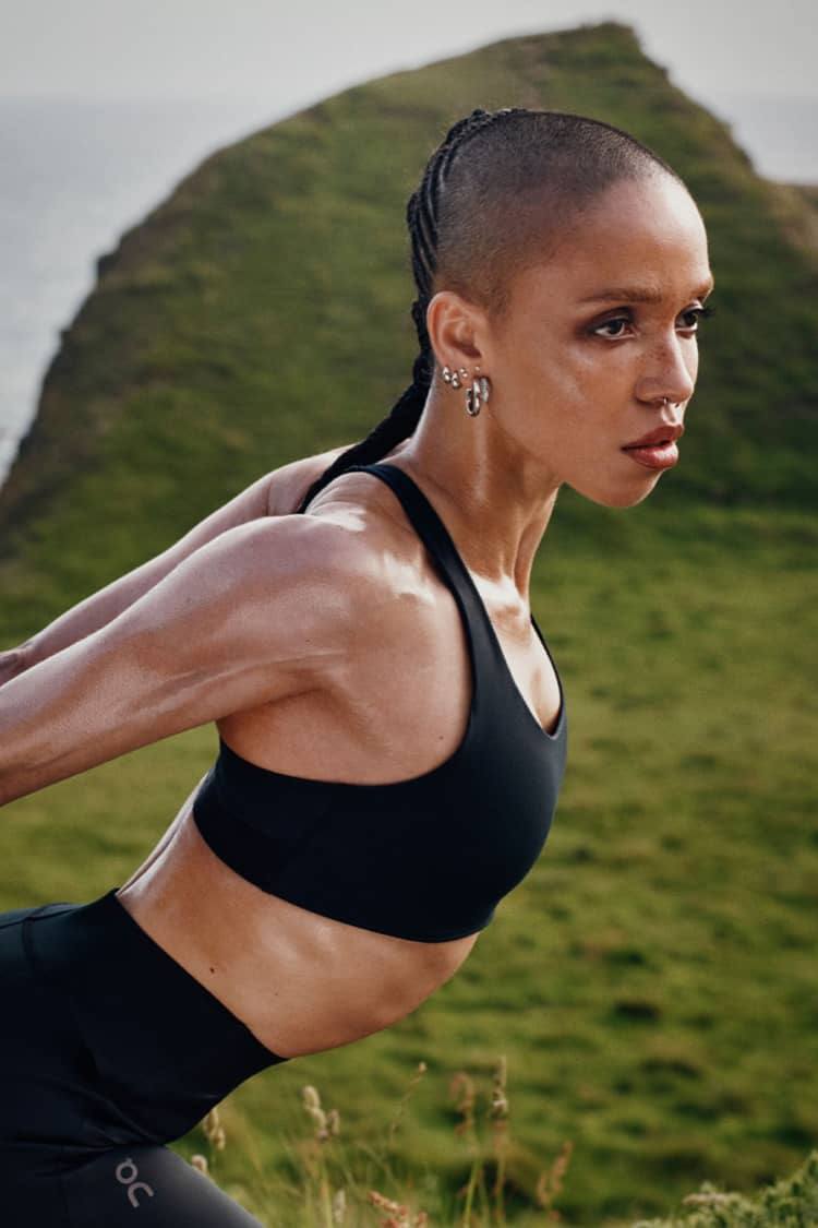 кампейн On Running FKA Twigs