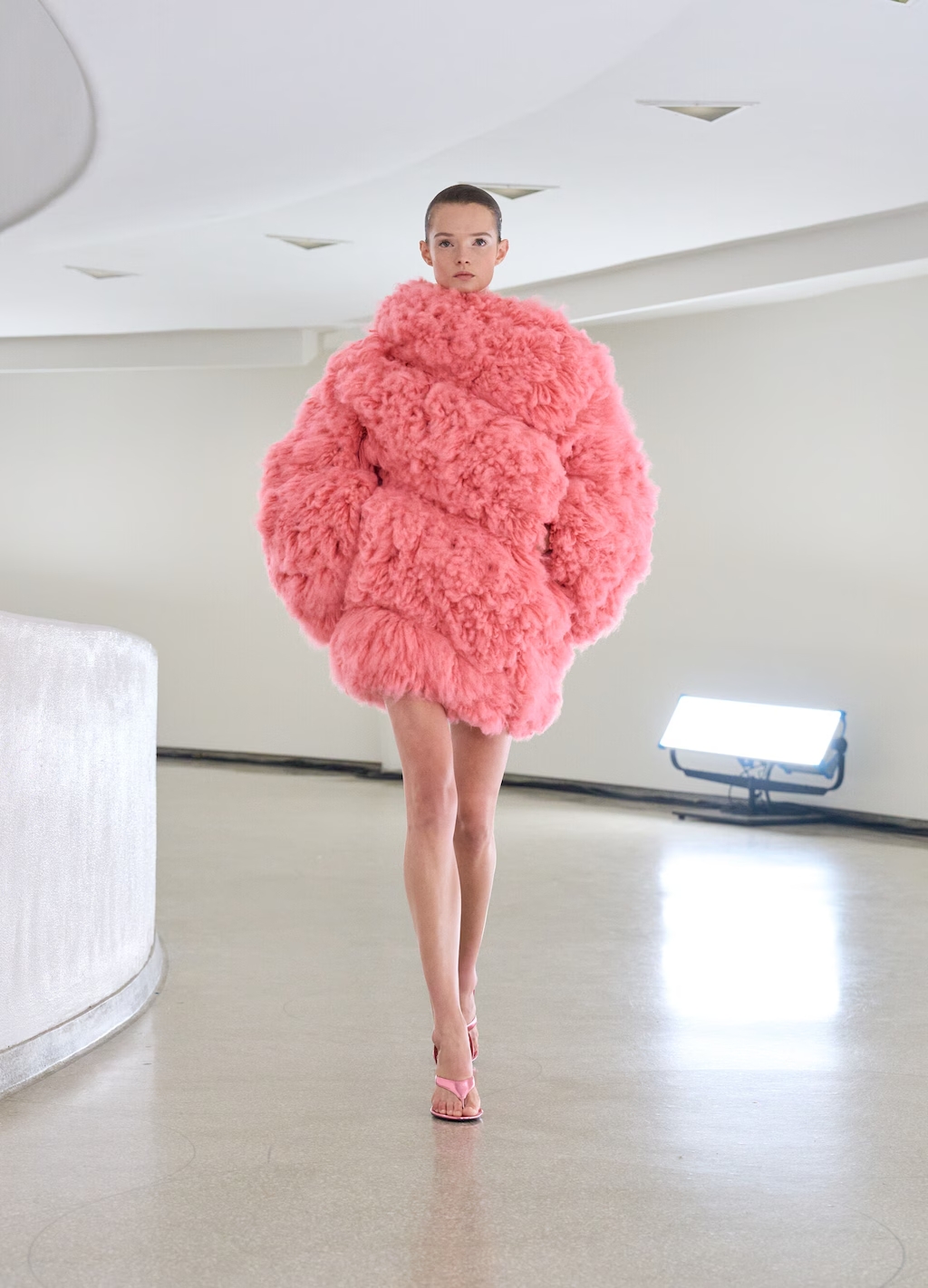 показ Alaïa SS 2025