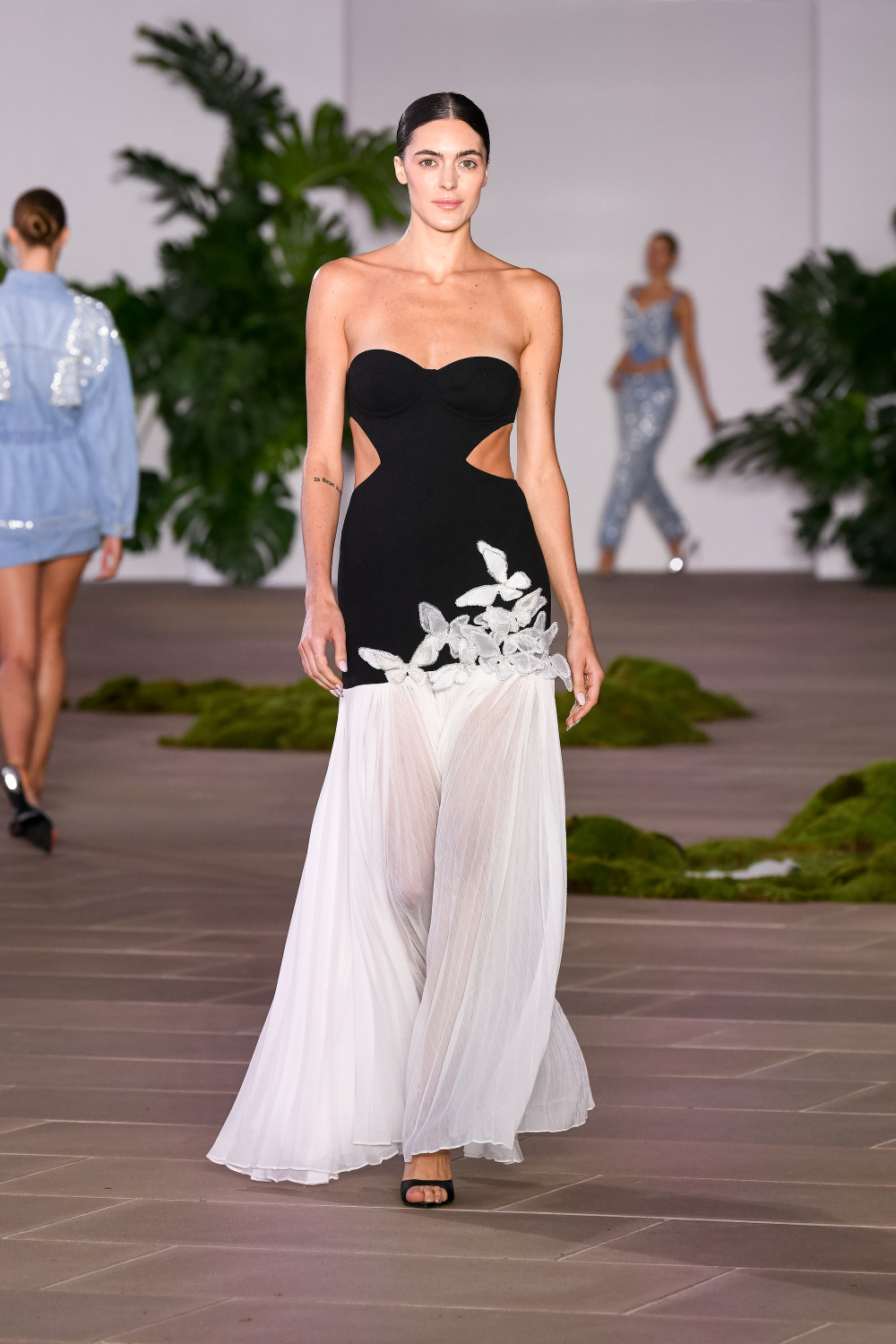 Неделя моды в Нью-Йорке SS 2025