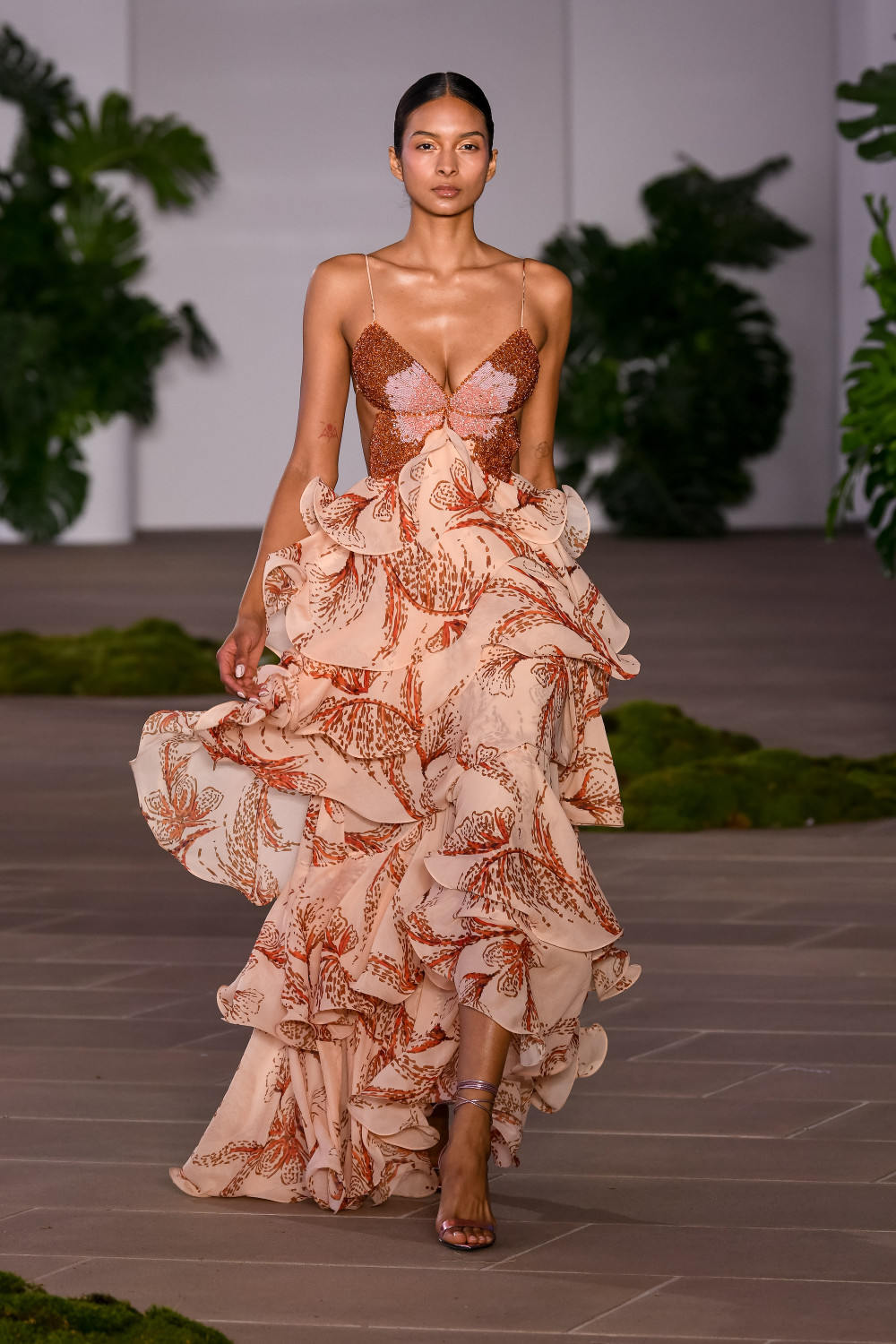 Неделя моды в Нью-Йорке SS 2025