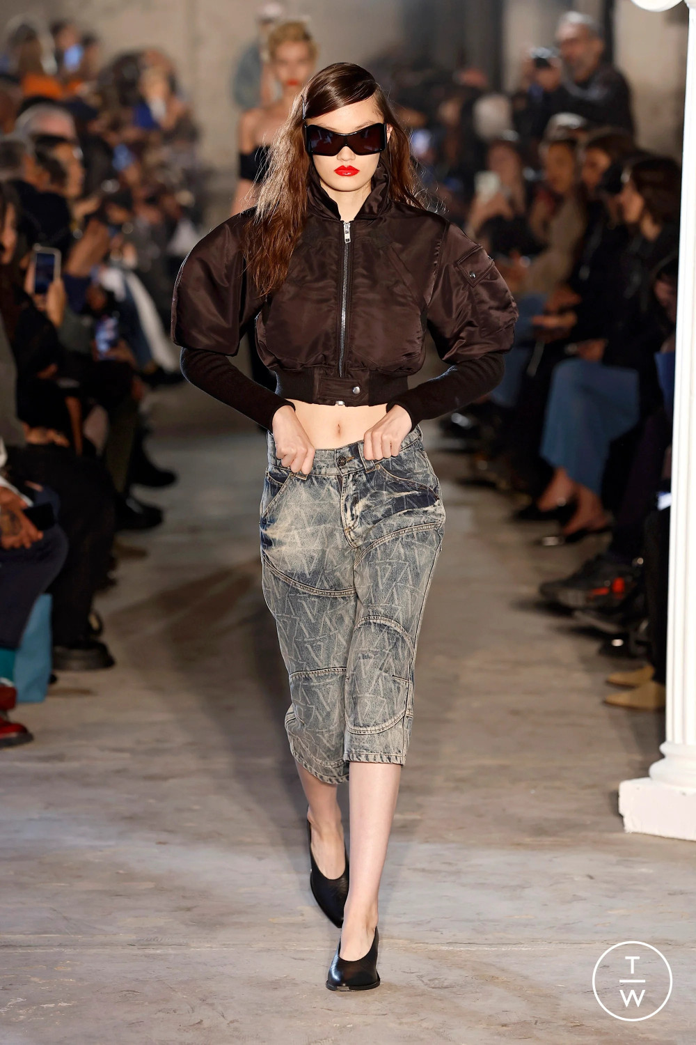 первый день Недели моды в Париже