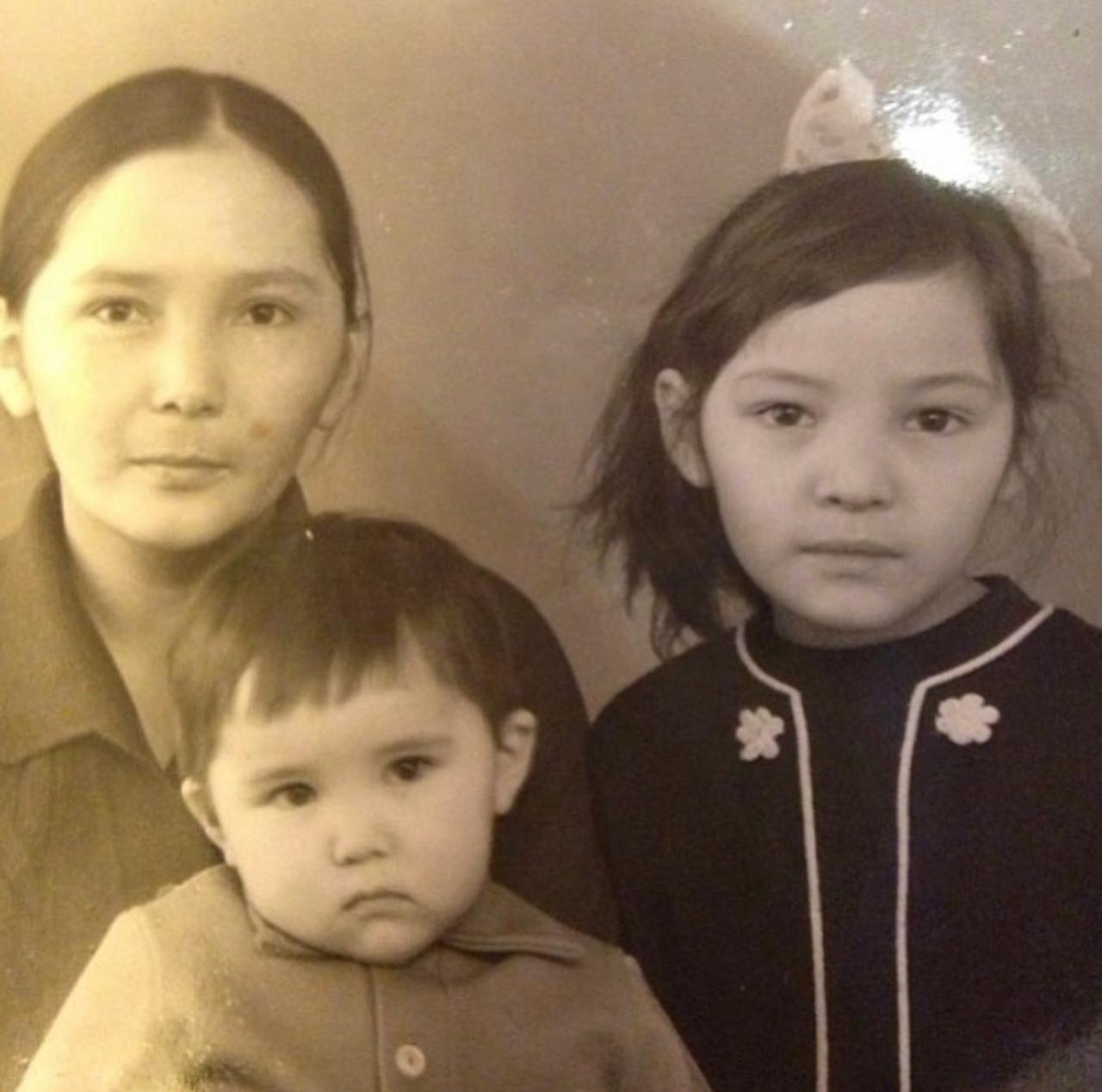 Баян Максаткызы, детские фото Баян Максаткызы, детские фото