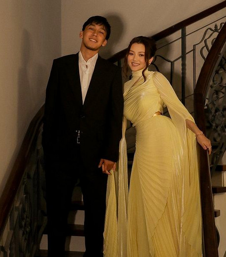 Сексуалды және жалаңаш қыздардың суреттері