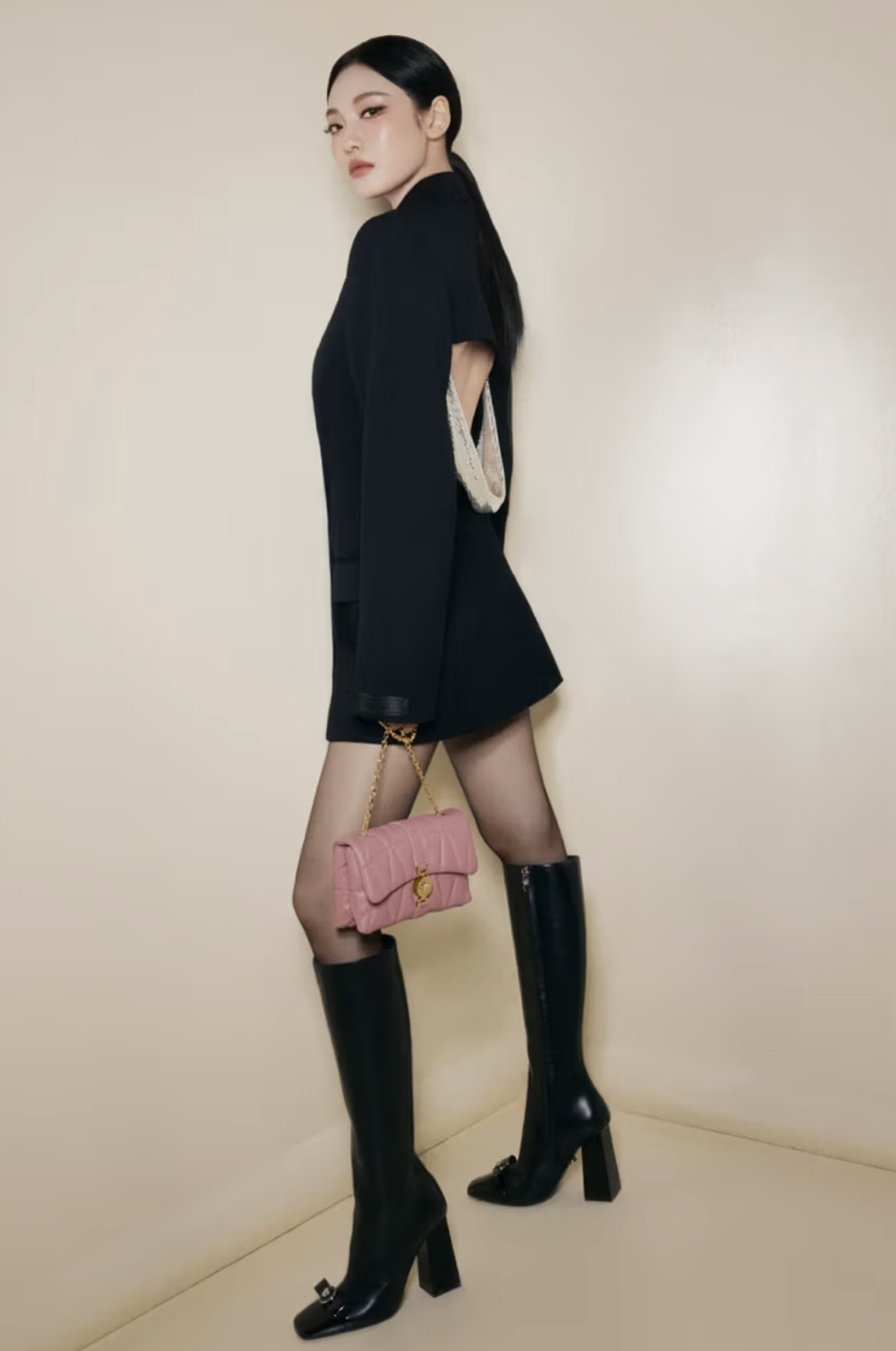 НинНин aespa Versace