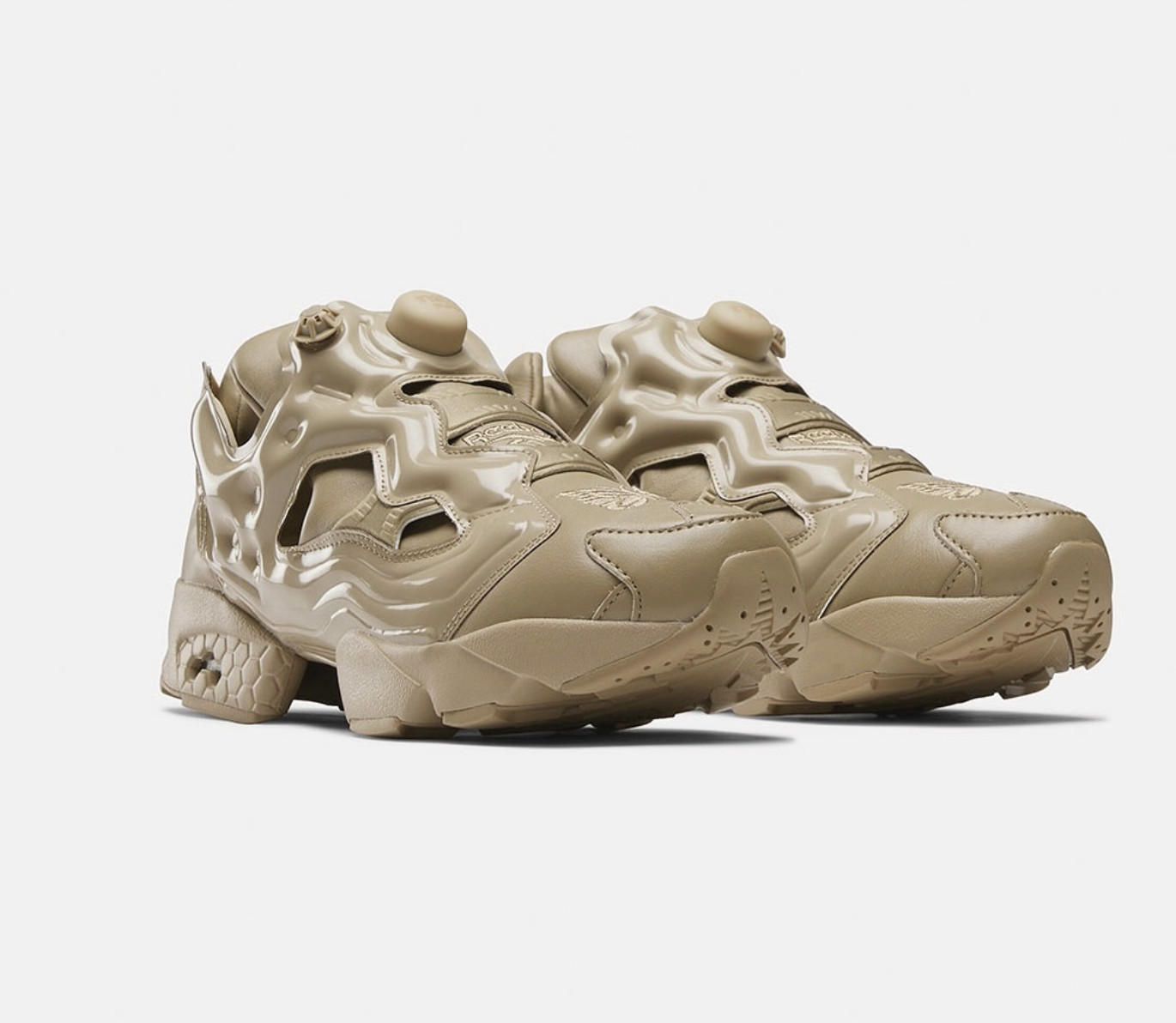 коллаборация Reebok Needles