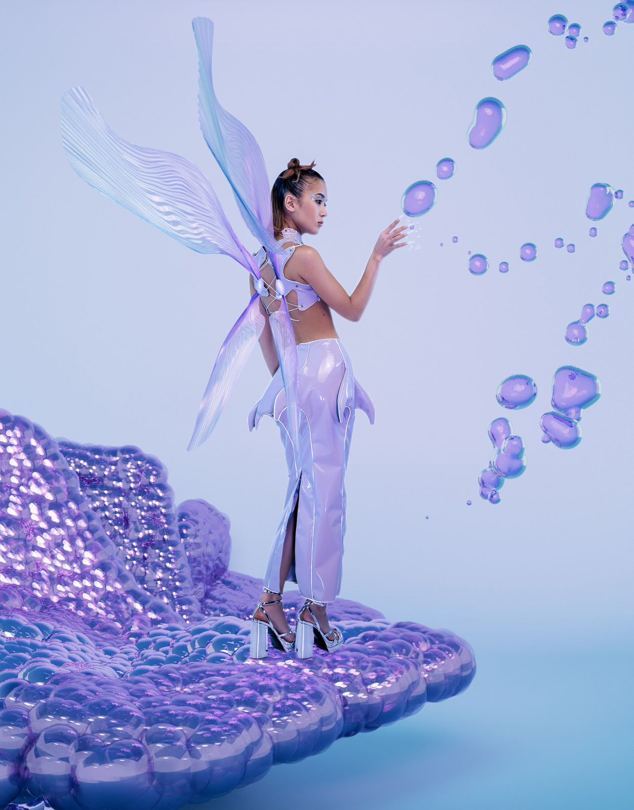 Dequine певица