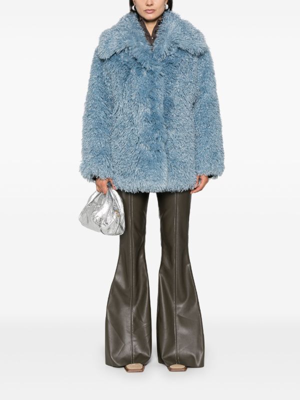 пушистые яркие шубы