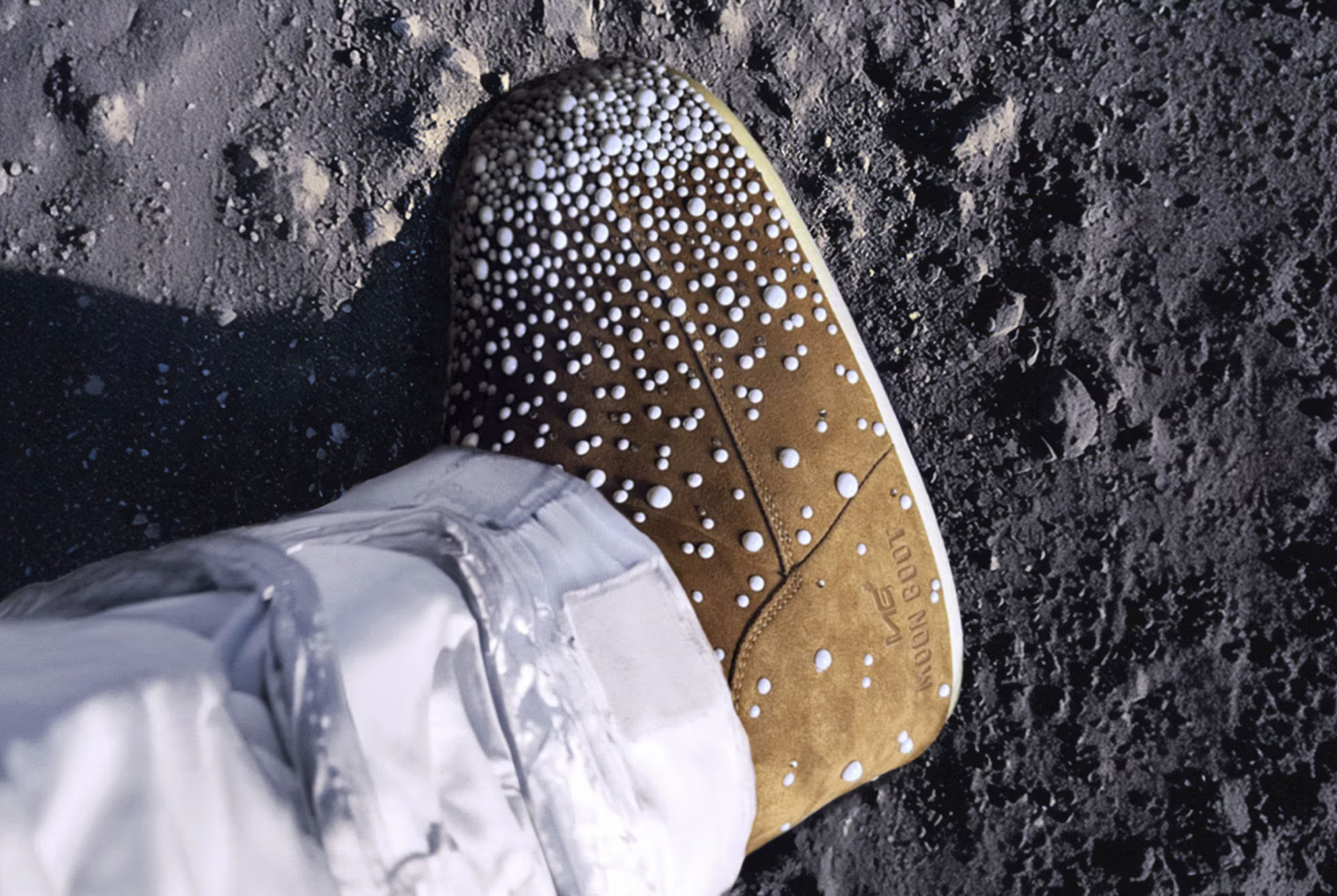 коллаборация Moon Boot Mattias Gollin