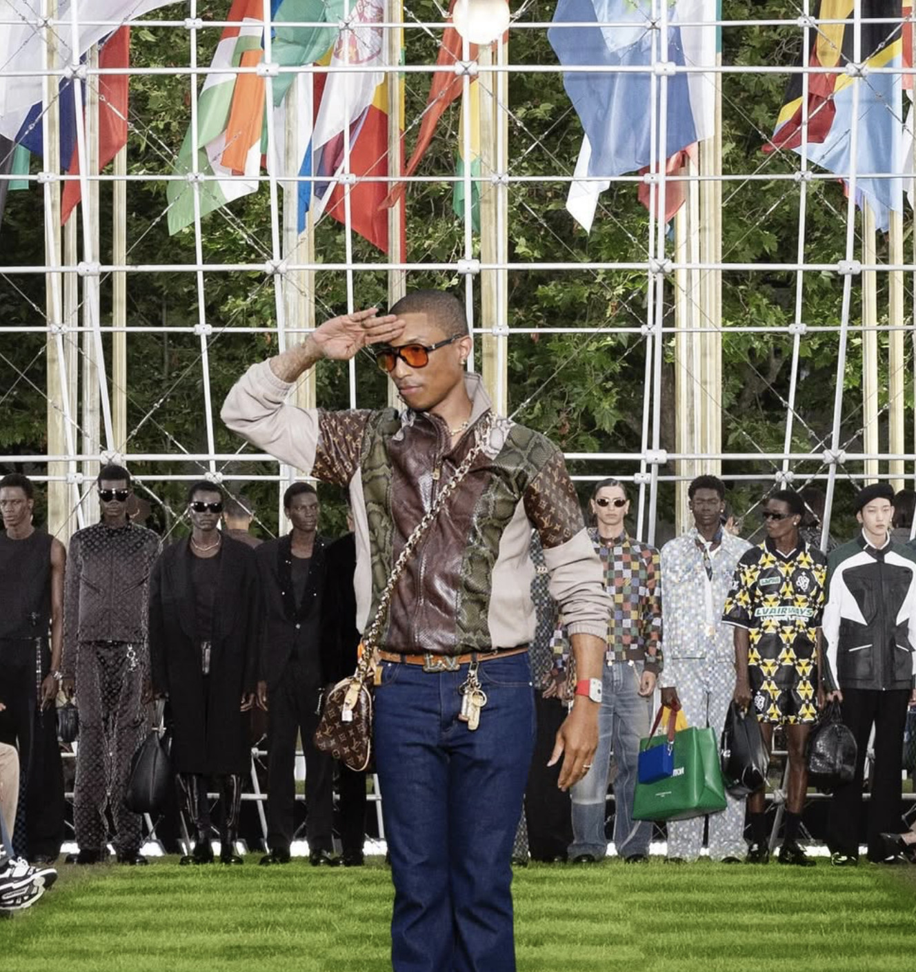 Фарелл Уильямс кроссовки ButterSoft