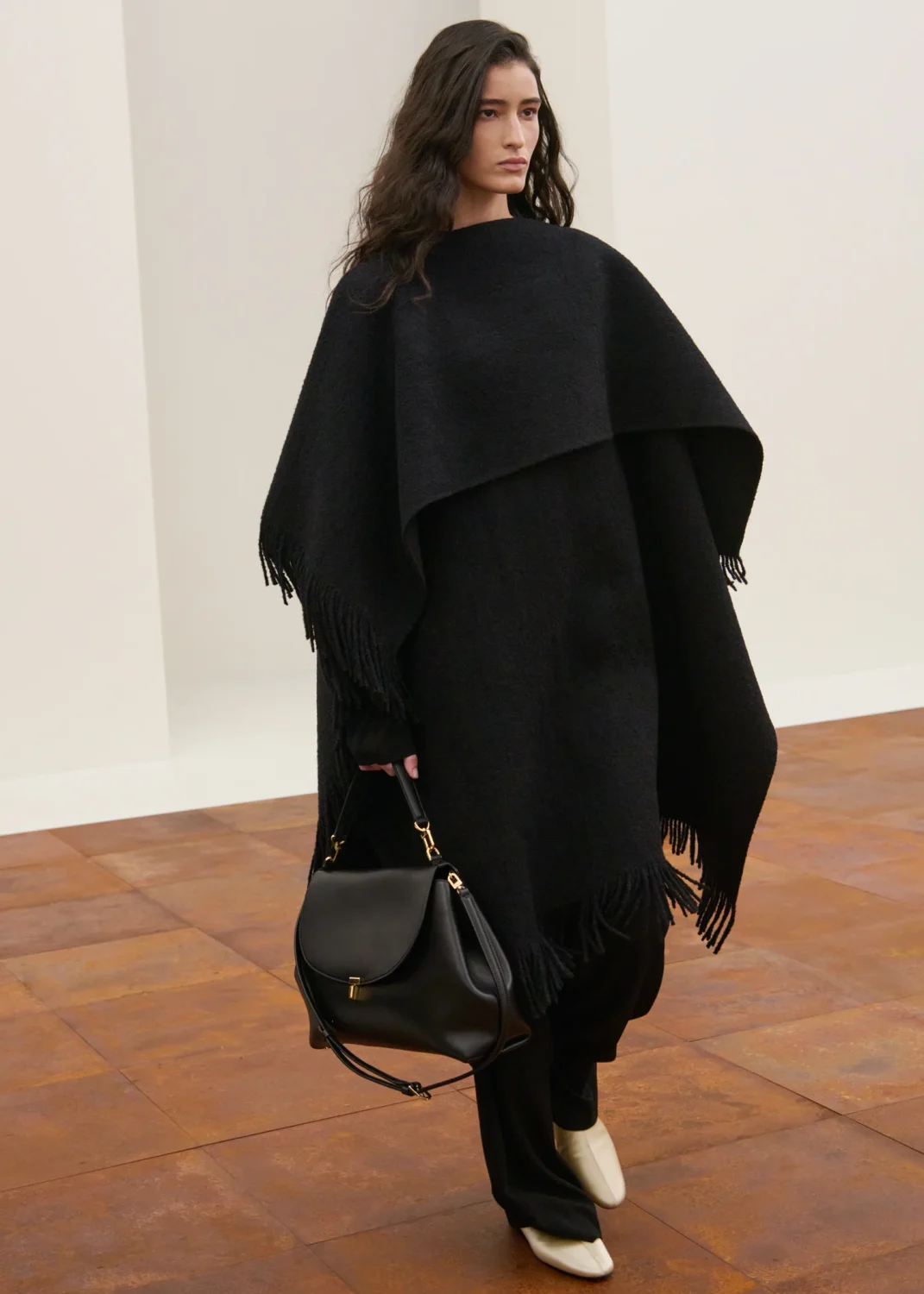 коллекция Toteme FW 2025