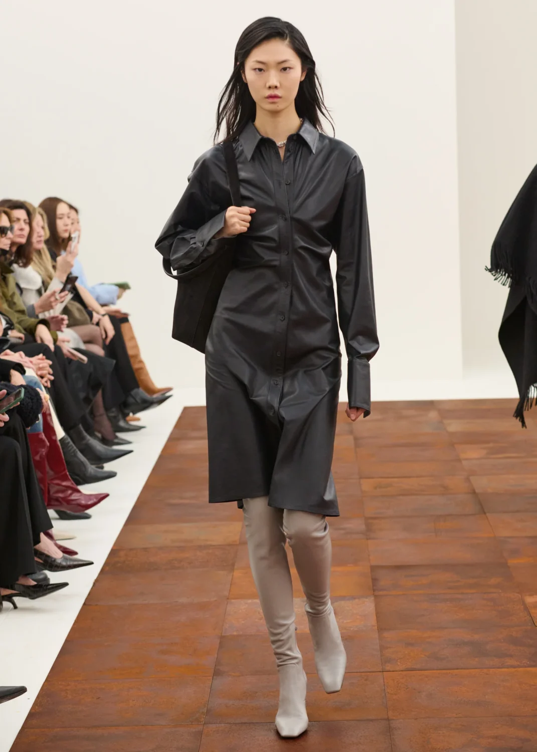 коллекция Toteme FW 2025