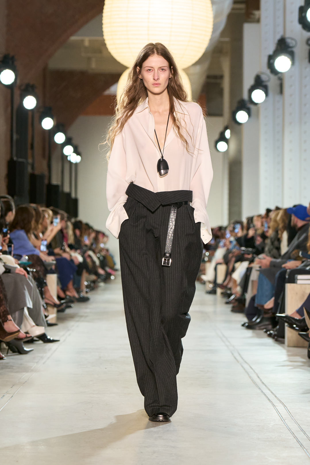 лучшие показы FW 2025 на Неделе моды