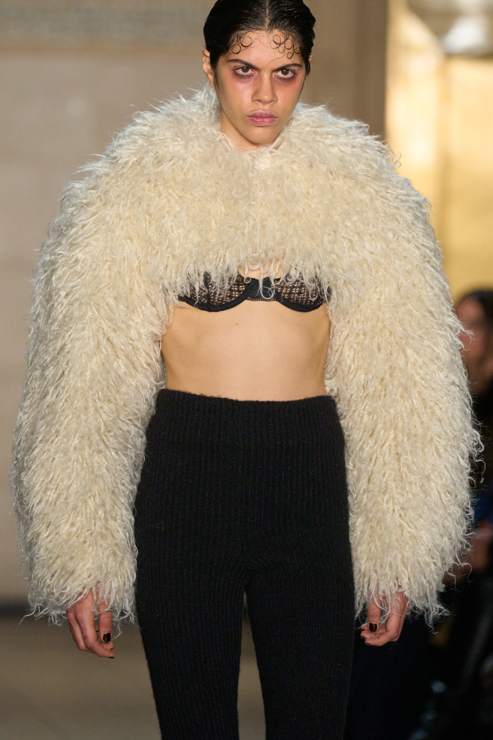 Ерлерге арналған ең жақсы әйел жыныстық позициялары (бейне)