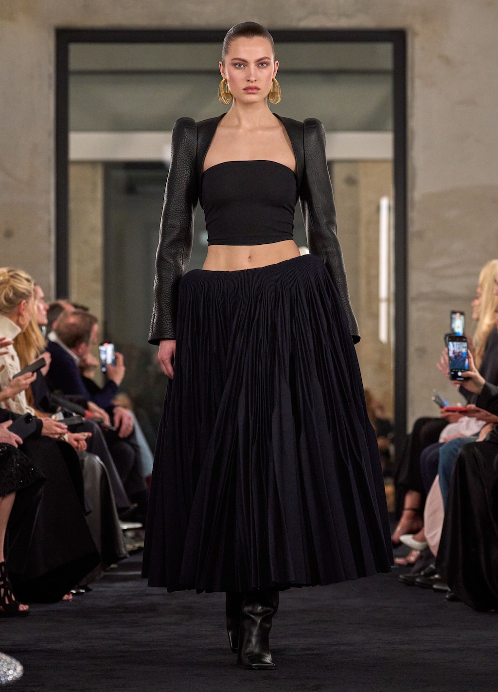 коллекция Alaïa FW 2025