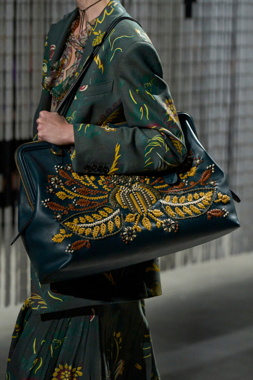 показ Etro FW 2025