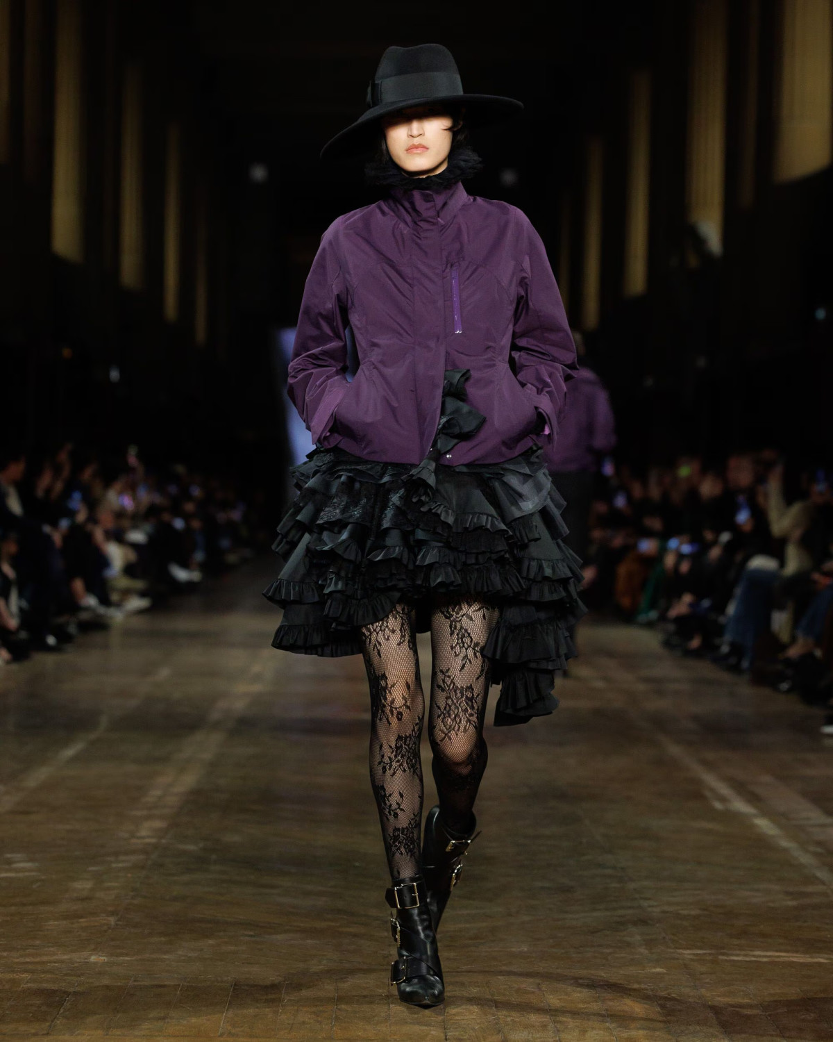 коллекция McQueen FW 2025