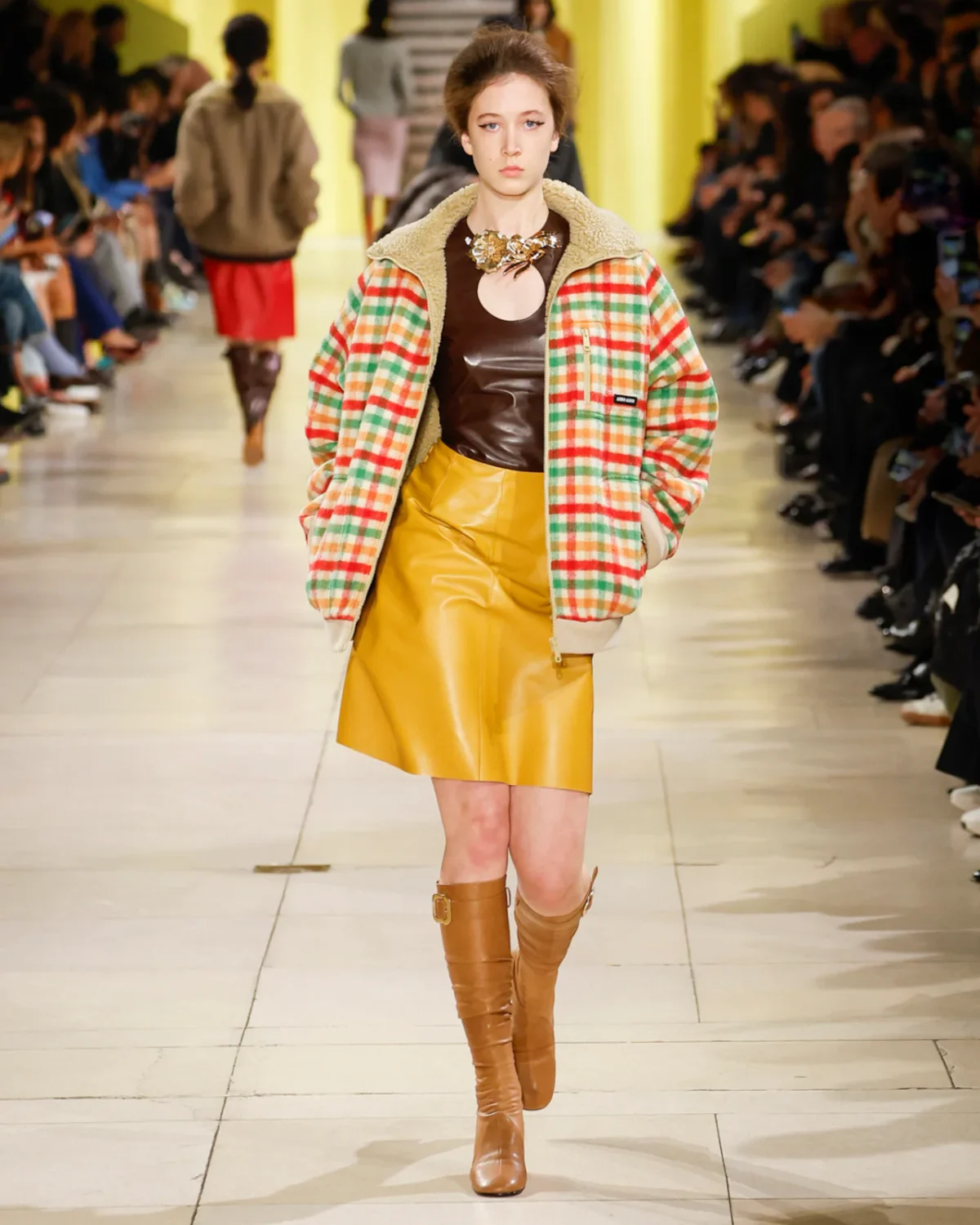 Сандей Роуз Miu Miu