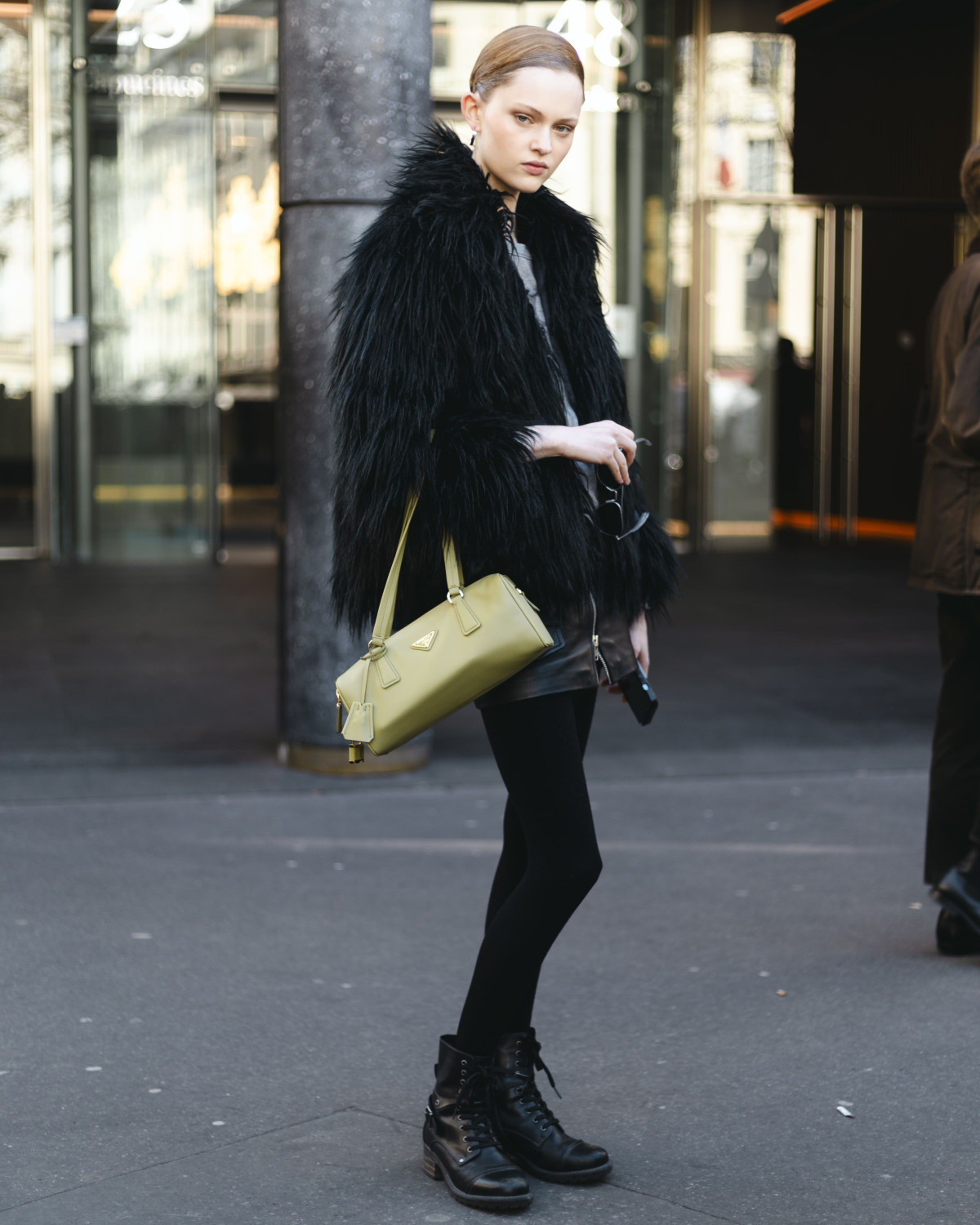 стритстайл Недели моды в Париже