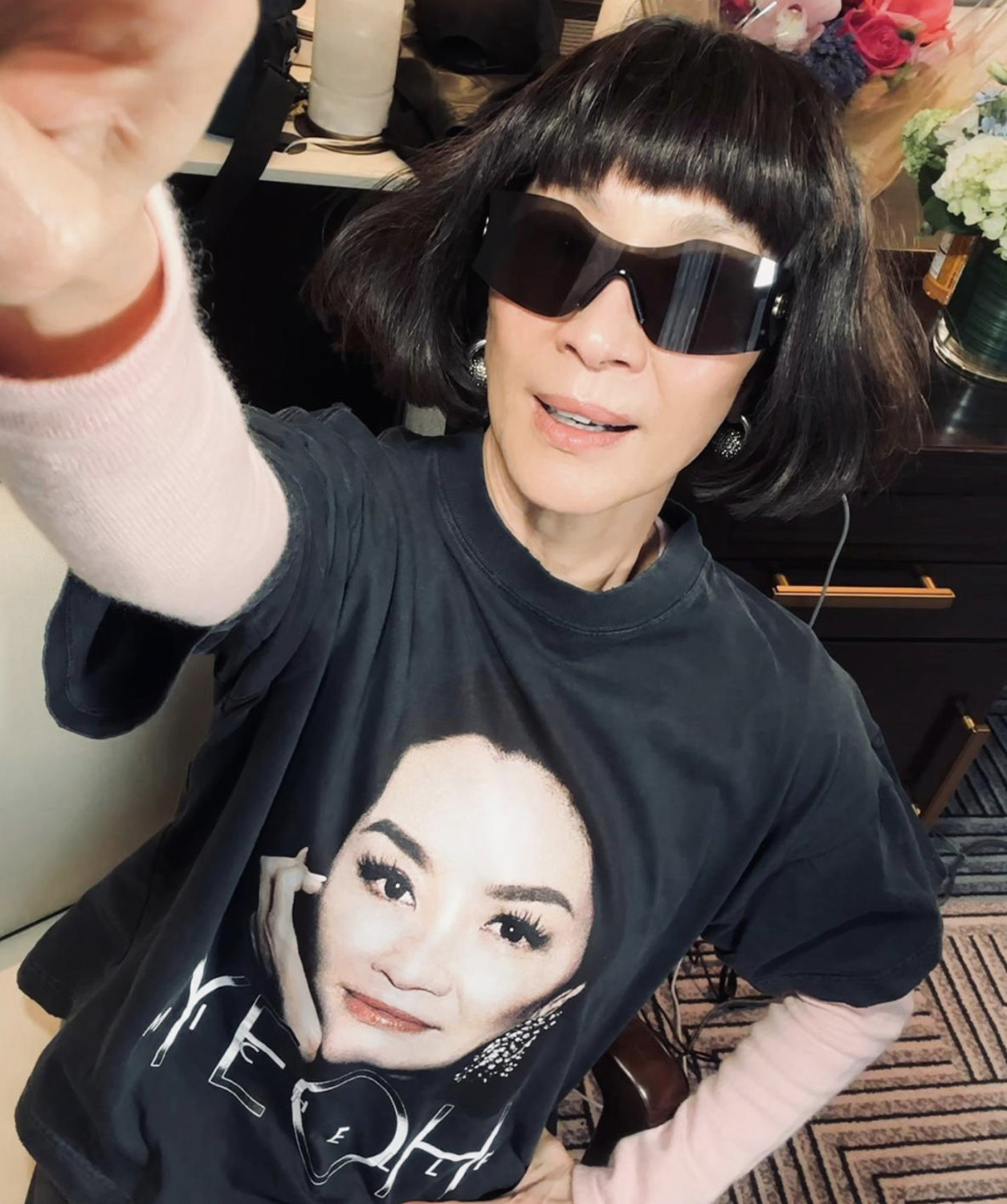 Balenciaga мерч Ким Кардашьян