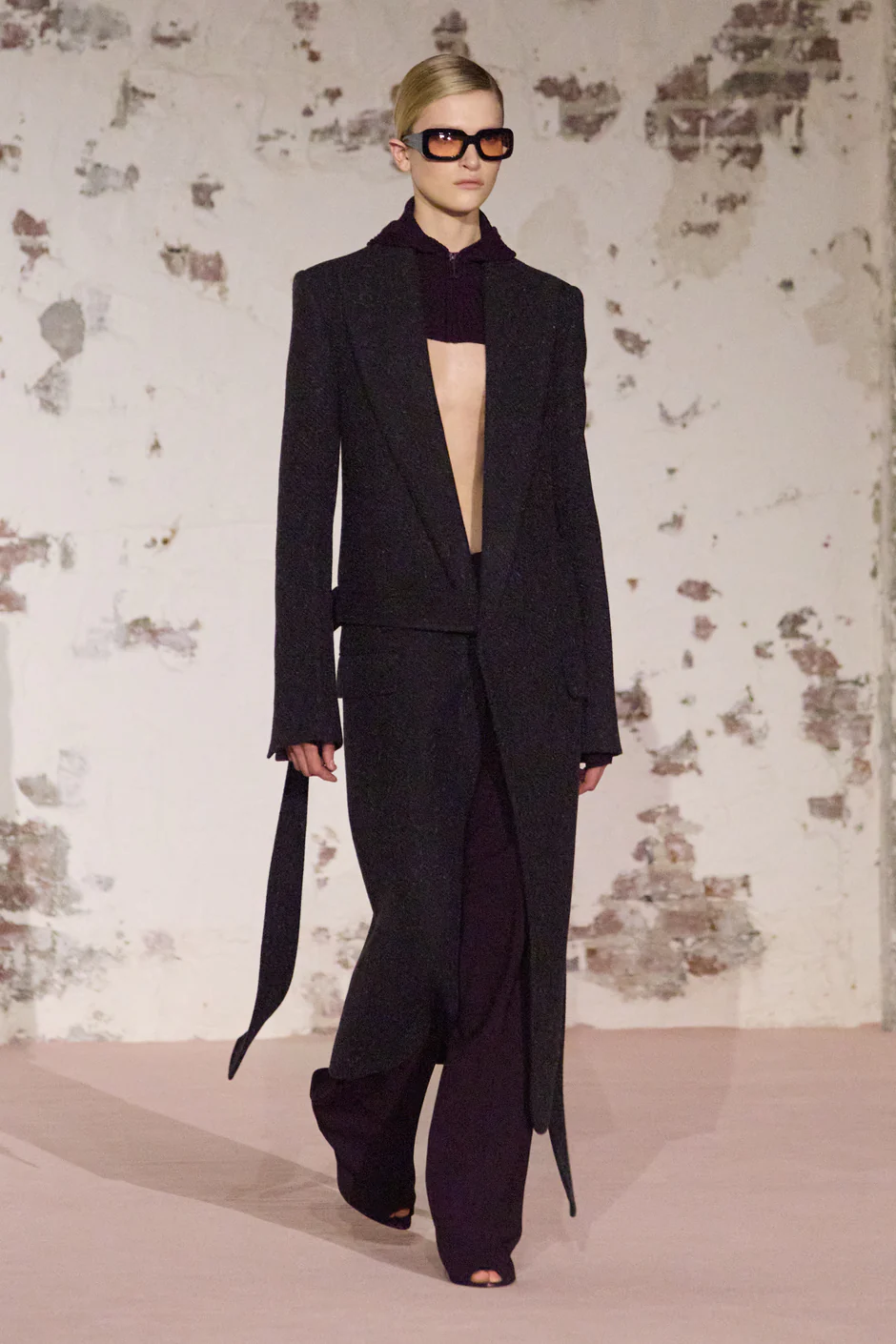 коллекция Victoria Beckham FW 2025