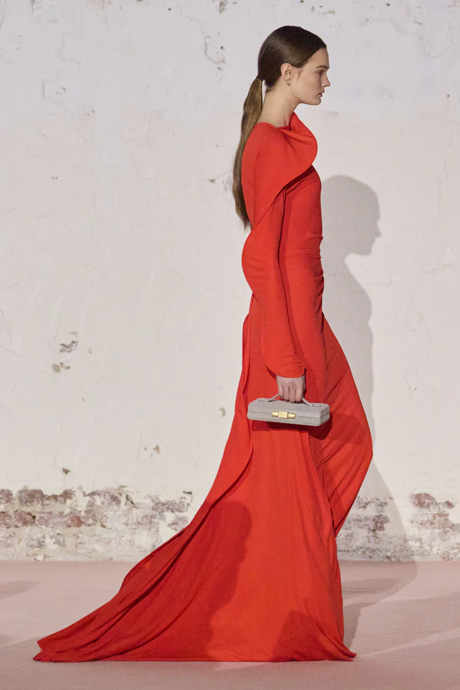 коллекция Victoria Beckham FW 2025