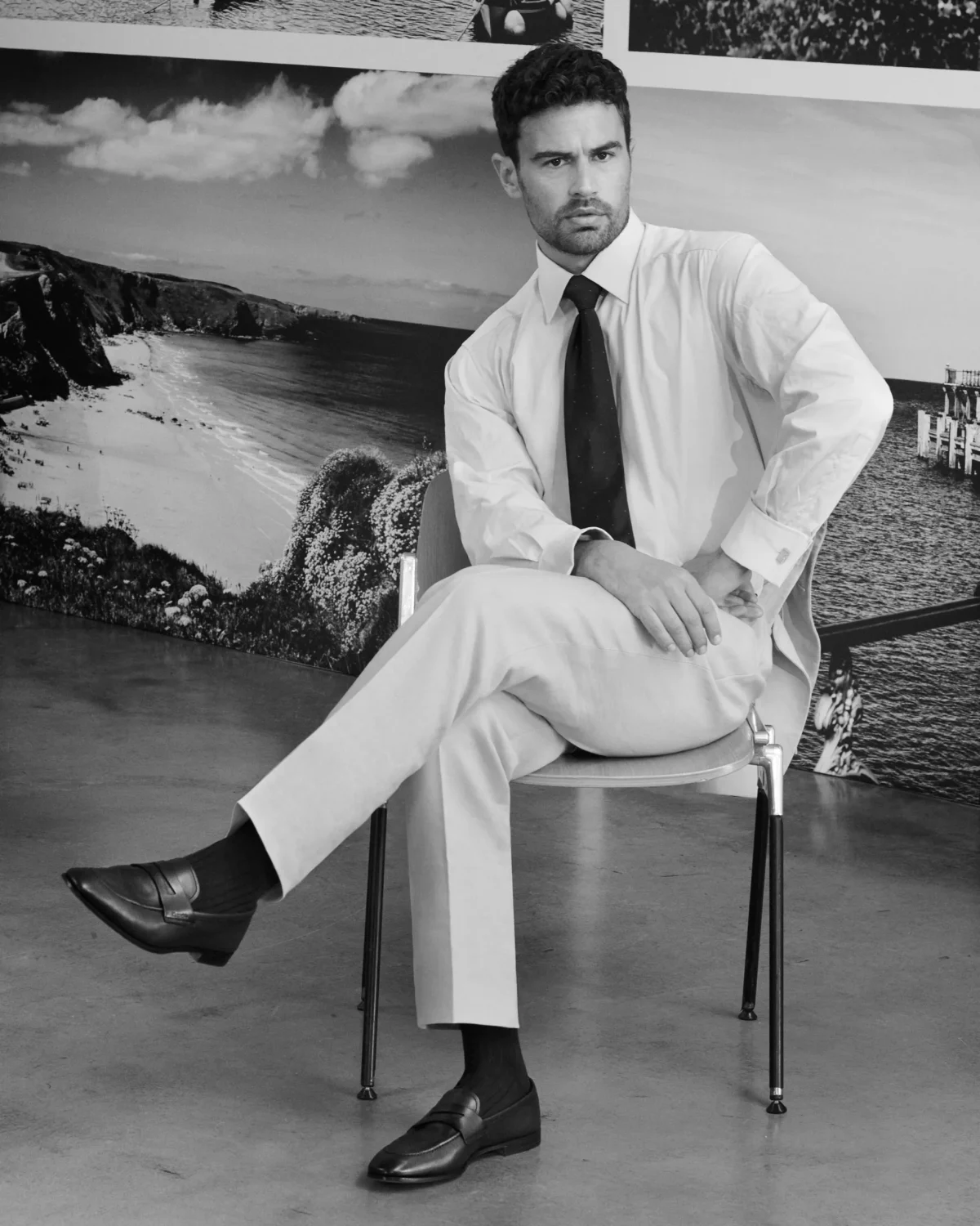 Тео Джеймс Church’s