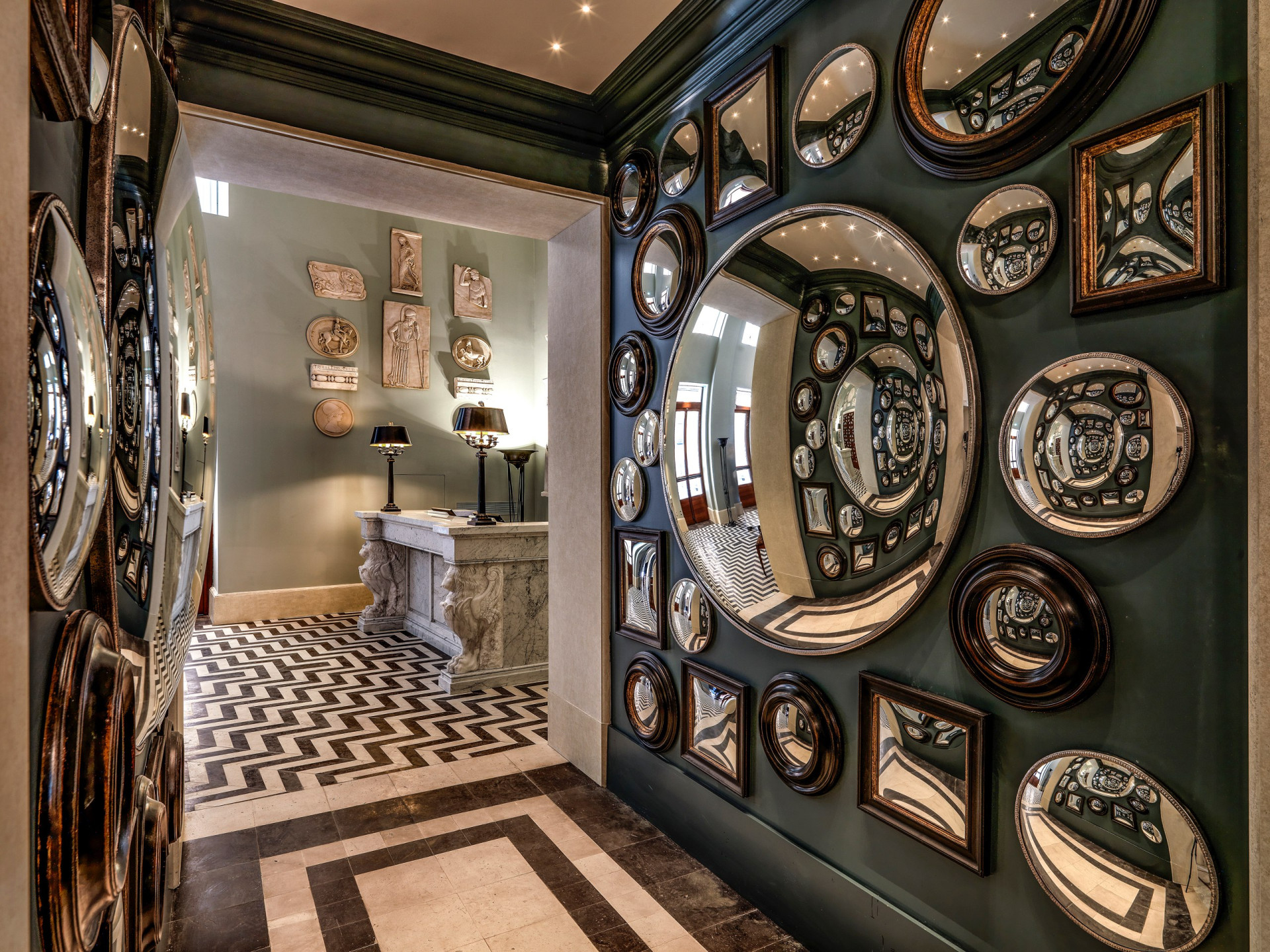 Сердце Рима: Hotel de la Ville