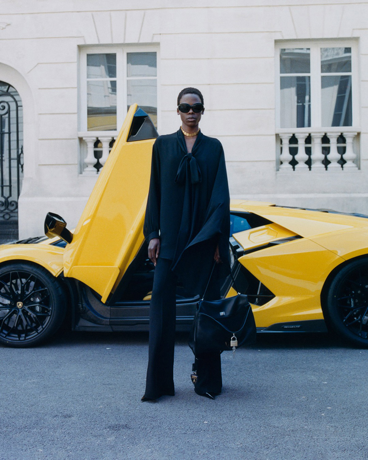 Balenciaga Lamborghini коллаборация