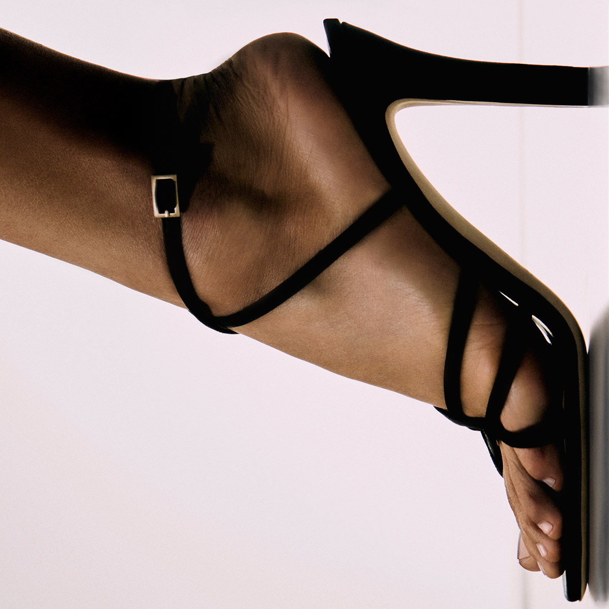 Jimmy Choo перевыпускает хиты 