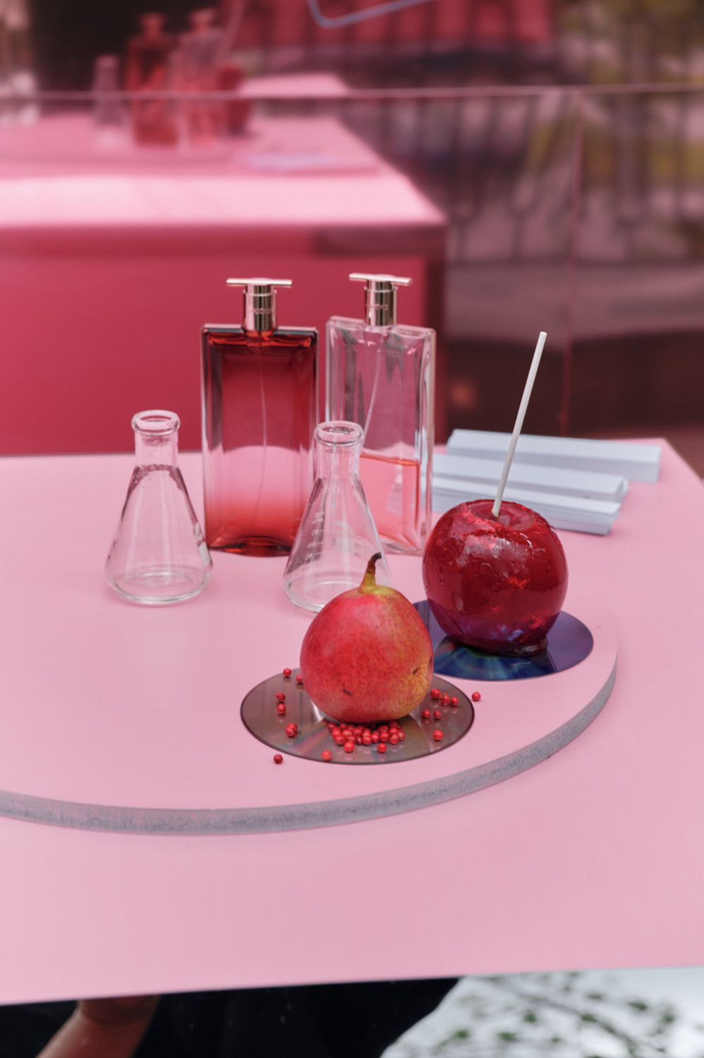 История со вкусом: юбилейная коллаборация Lancôme и «Афиши» в Алматы