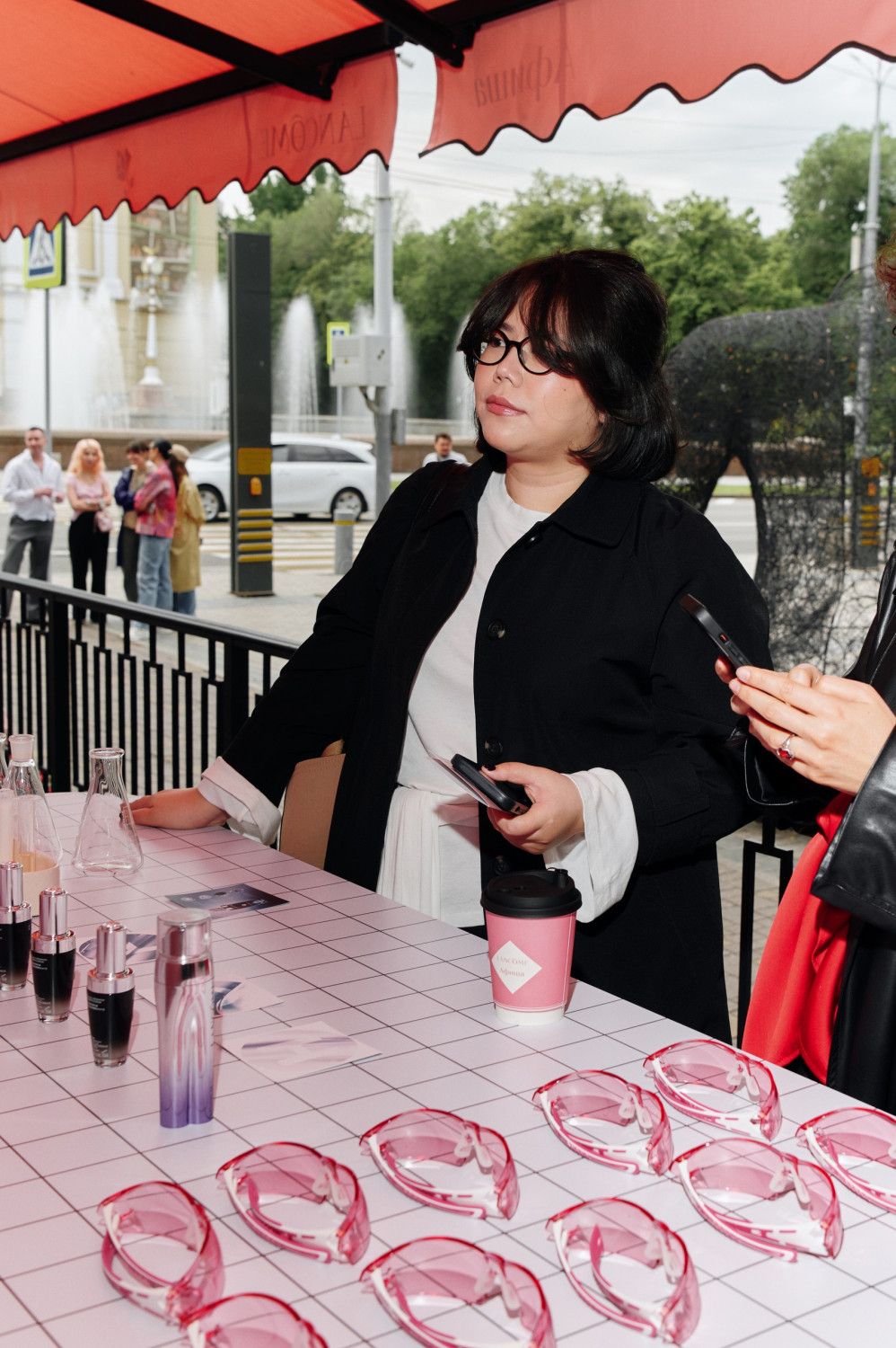 История со вкусом: юбилейная коллаборация Lancôme и «Афиши» в Алматы