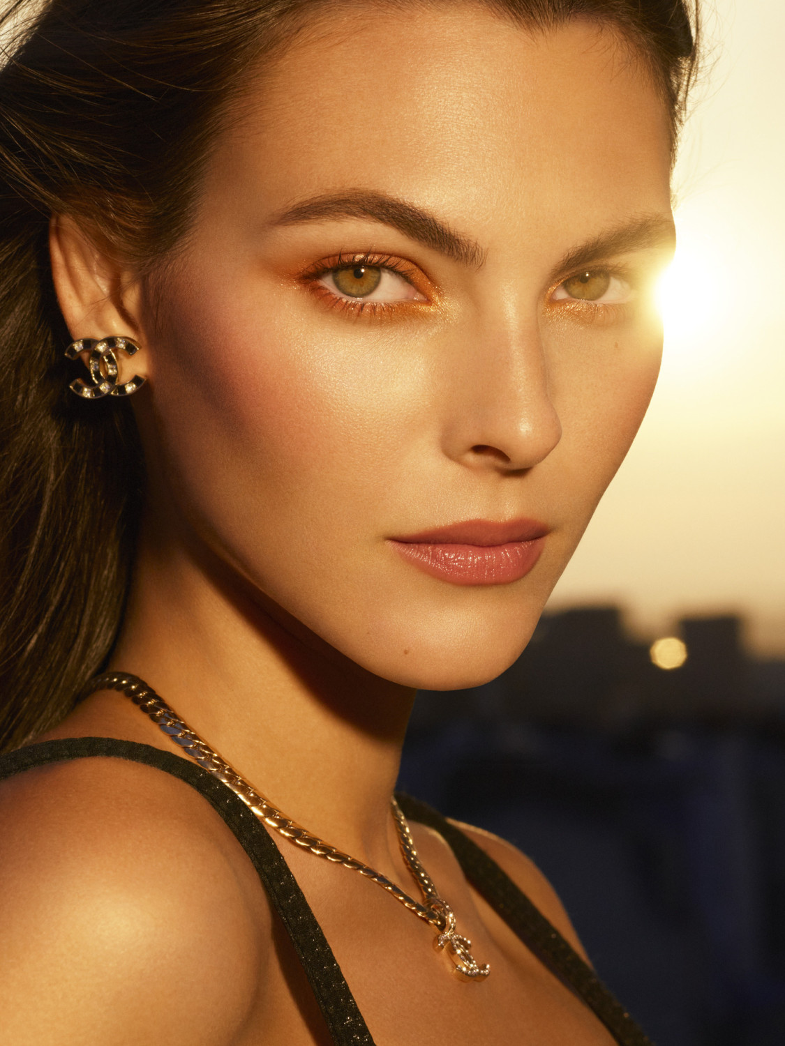 Les Beiges — новая коллекция макияжа от Chanel для твоего идеального летнего образа
