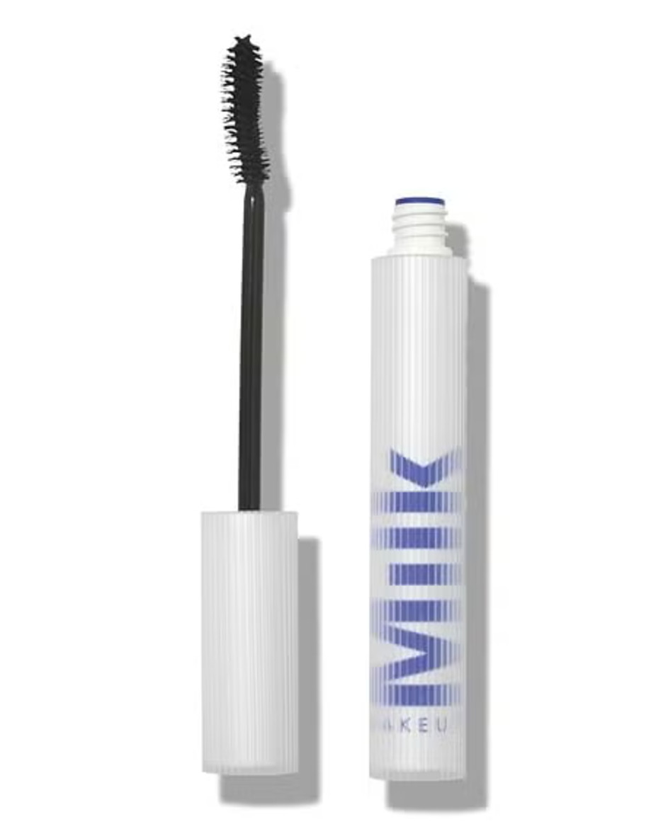 9 лучших водостойких тушей, которым не страшны ни солнце, ни море