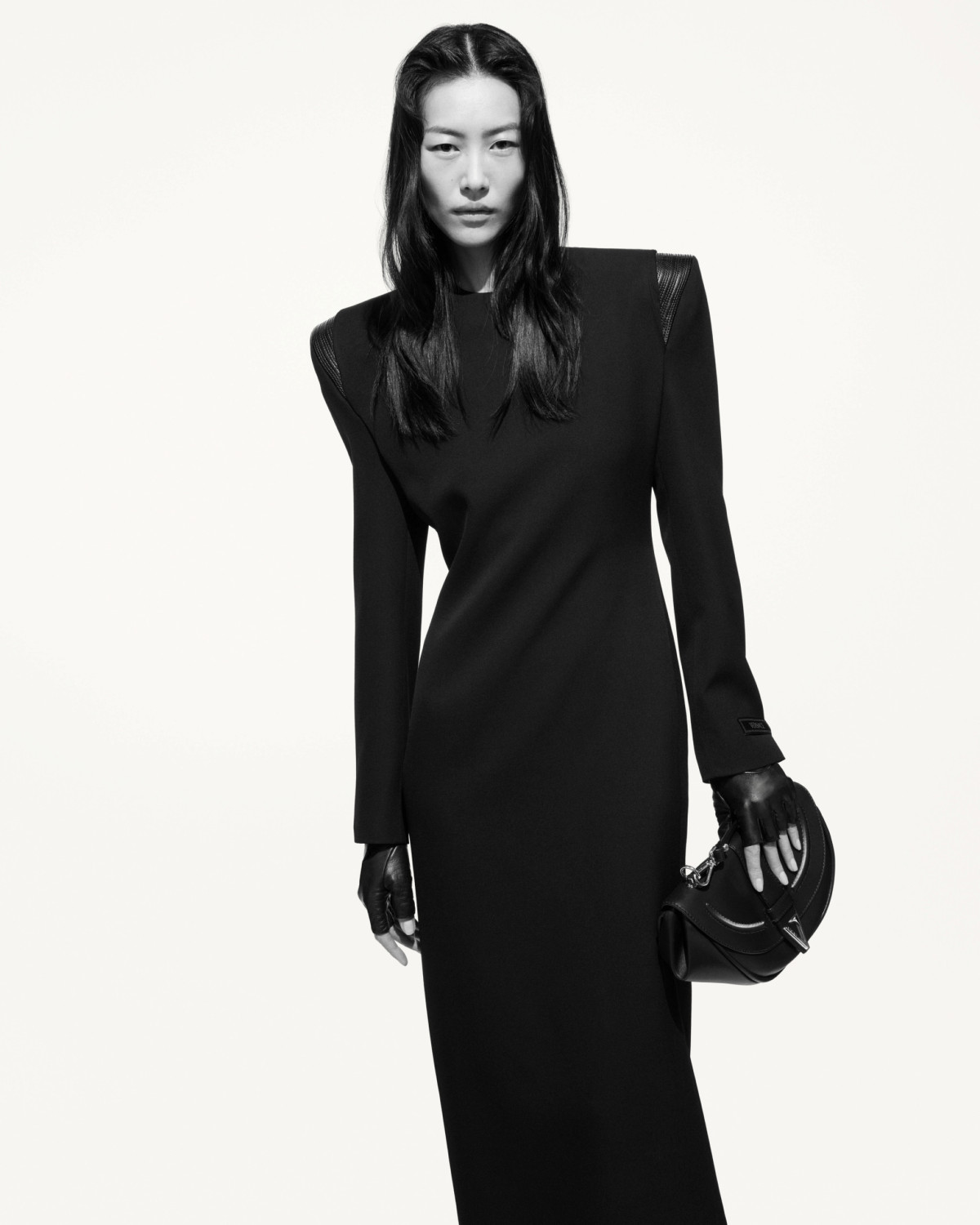 последний кампейн Донателлы Версаче Versace