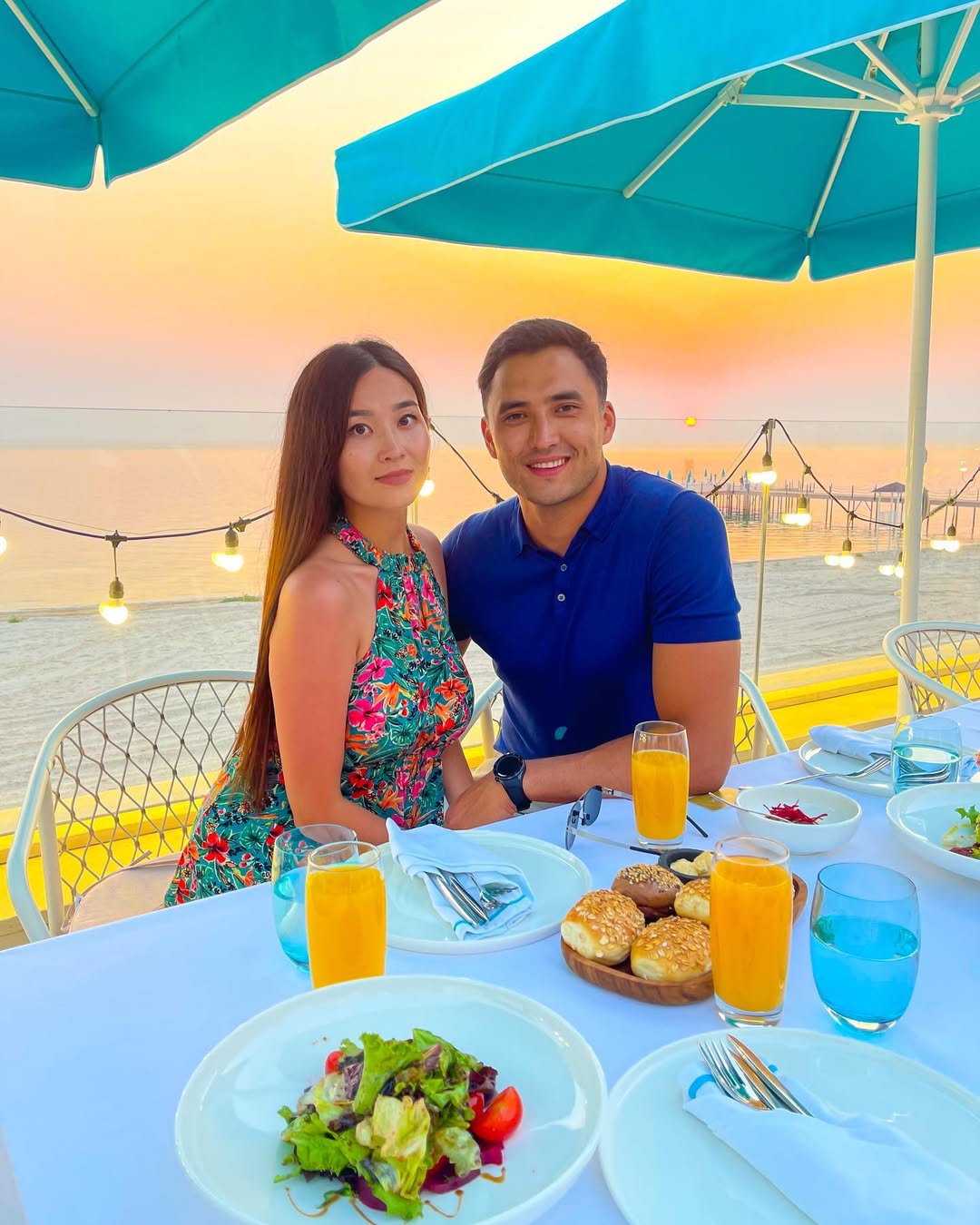 Порно әйелі - бұл толық шлюха Лесби секс кештер порно онлайн