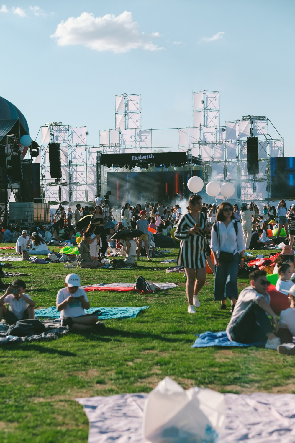 Пикник by Partners в Атырау: вот все, что нужно знать о культовой звездной арт-тусовке