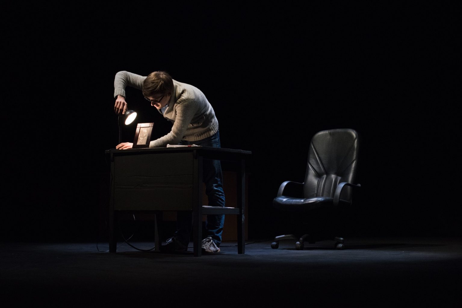 Dirty Deal Teatro Откровение