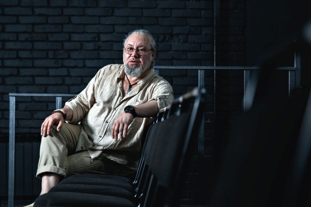 Евгений Жуманов актер Казахстан шоубизнес кино правила жизни Esquire