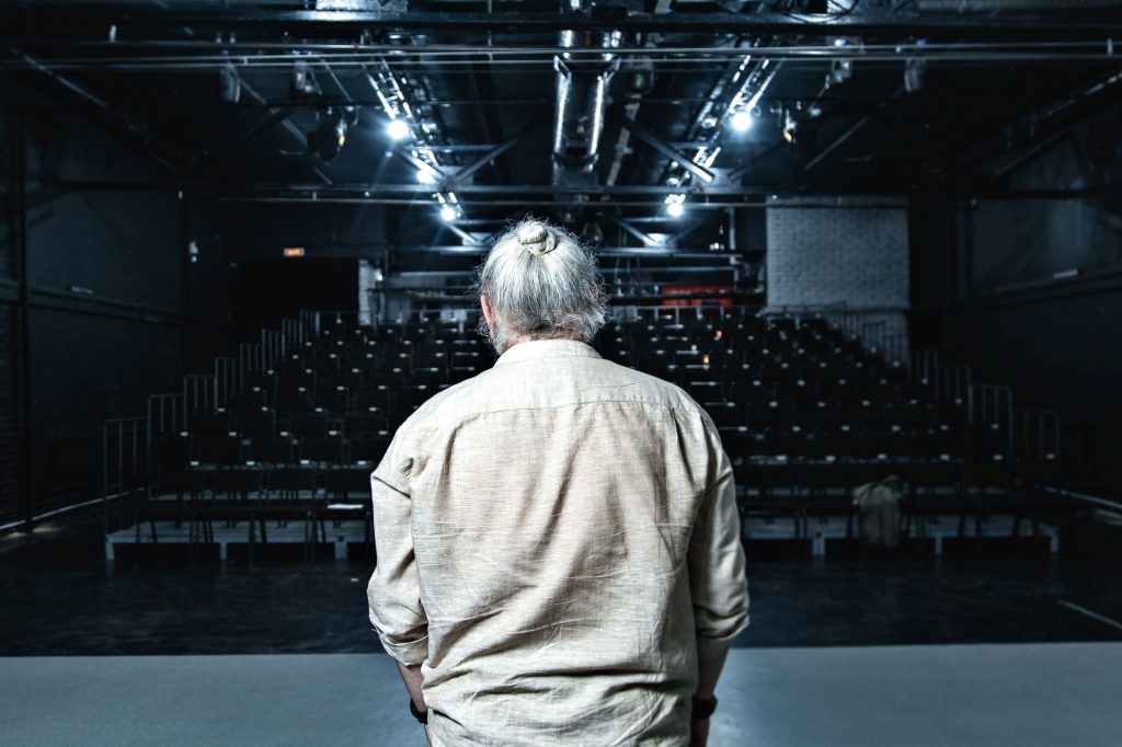 Евгений Жуманов актер Казахстан шоубизнес кино правила жизни Esquire