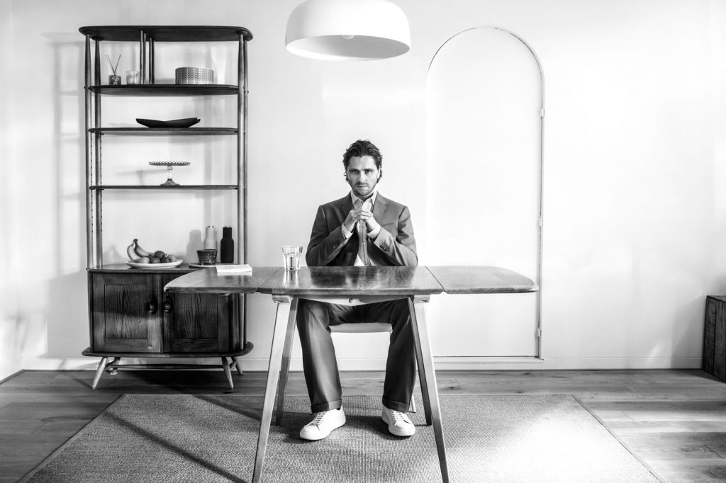 Сверрир Гуднасон Девушка, которая застряла в паутине актер Швеция Миллениум 