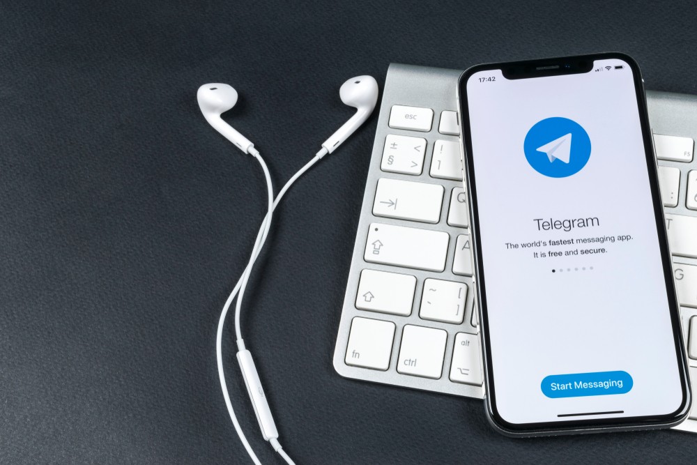 Telegram бот найти работу Казахстан