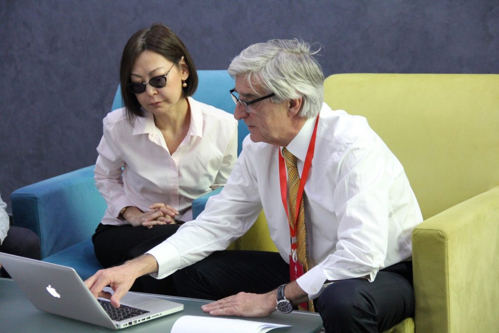 Дэвид Марг когнитивное мышление Финляндия двуязычие знание языков билингвизм