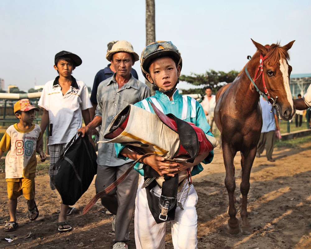 Хошимин Вьетнам фотопроект конные скачки