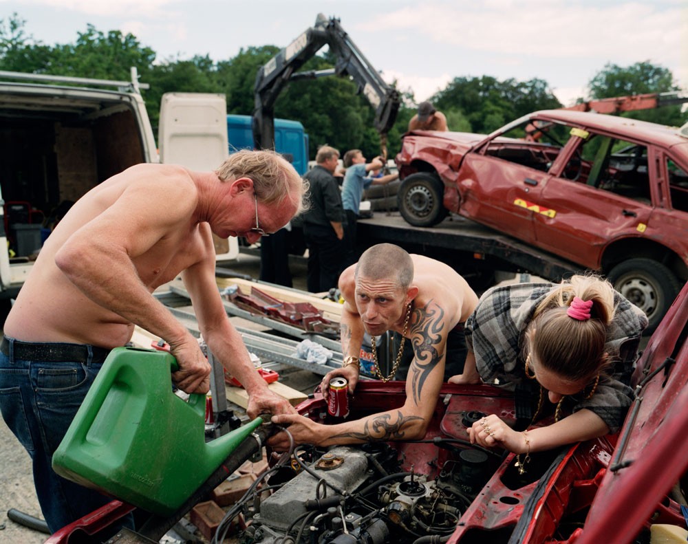 гонки на выживание Истборн Англия стадион Арлингтон