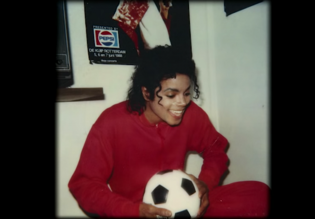 BBC Radio 2 Майкл Джексон Покидая Неверленд сексуальные домогательства педофилия