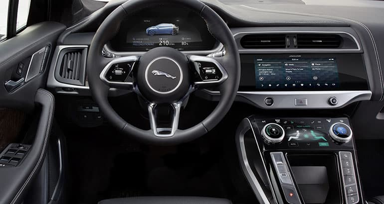 Jaguar I-Pace электромобиль автомобиль машина электрокар награда победа нью-йоркский автосалон 2019