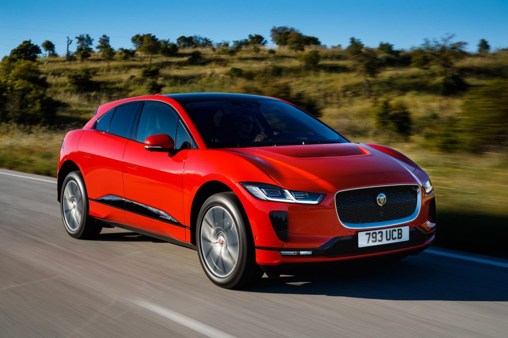 Jaguar I-Pace электромобиль автомобиль машина электрокар награда победа нью-йоркский автосалон 2019